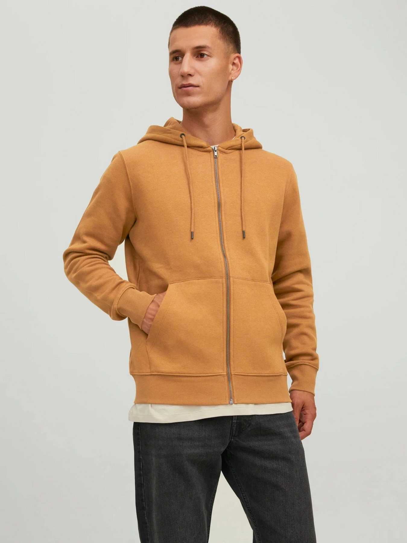 Худи и свитшоты JACK & JONES модель 12210830_Rubber Худи и свитшоты JACK & JONES модель 12210830_Rubber Фото