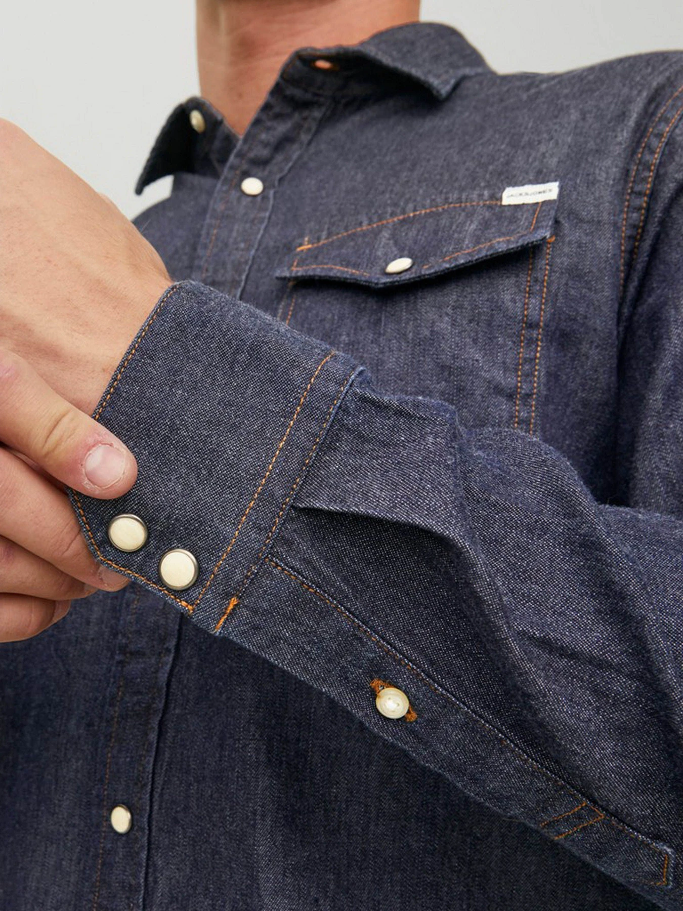 Рубашки JACK & JONES модель 12138115_Dark Denim Рубашки JACK & JONES модель 12138115_Dark Denim Фото