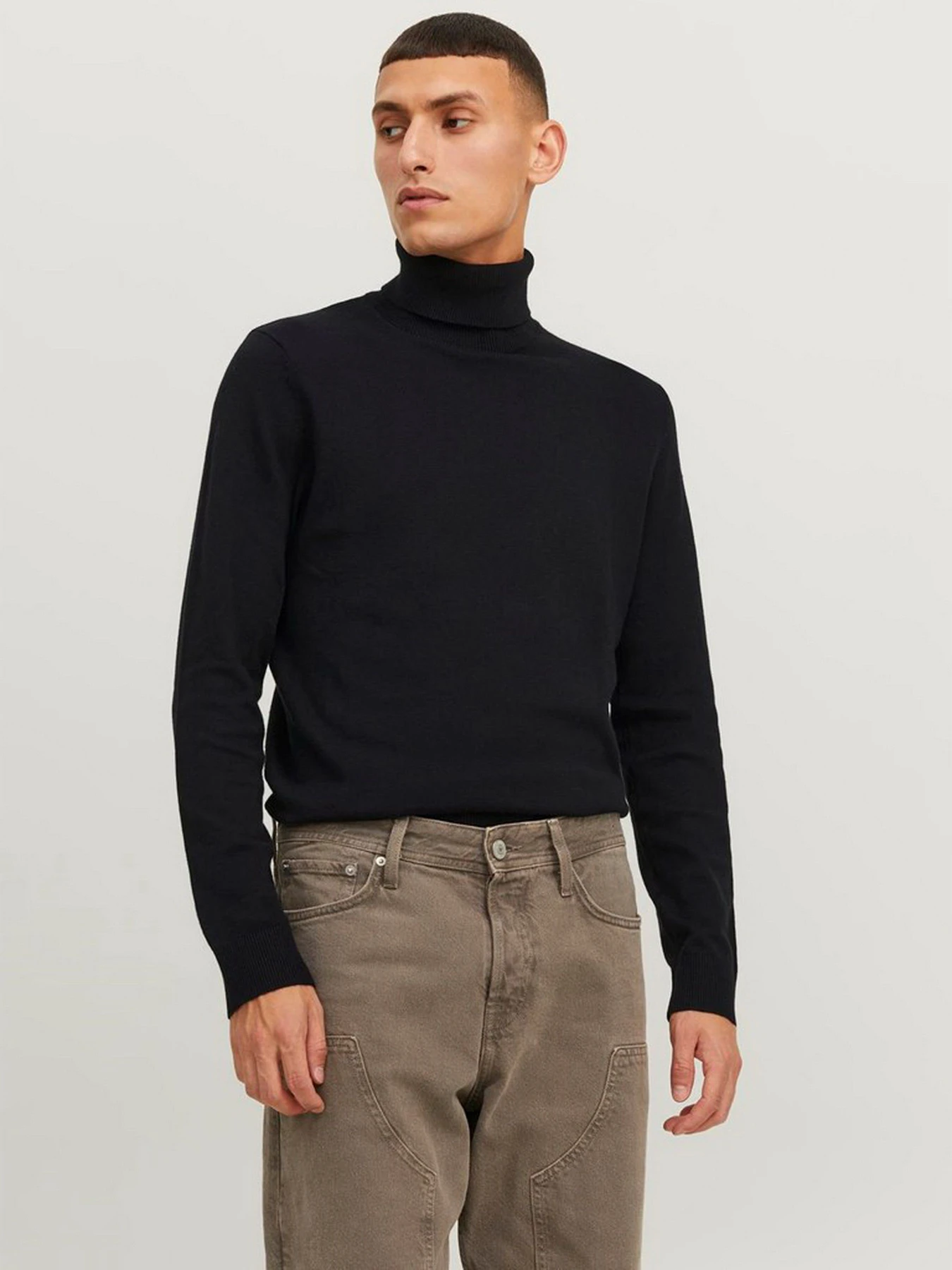 Свитры и кардиганы JACK & JONES EMIL KNIT ROLL NECK модель 12157417_Black Свитры и кардиганы JACK & JONES EMIL KNIT ROLL NECK модель 12157417_Black Фото