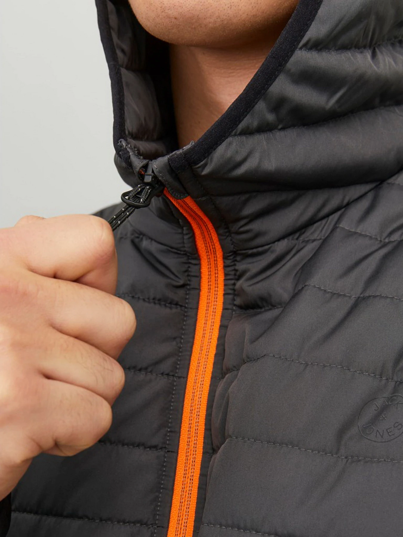 Куртки та дублянки JACK & JONES Multi Quilted модель 12182242_Asphalt Куртки та дублянки JACK & JONES Multi Quilted модель 12182242_Asphalt Фото