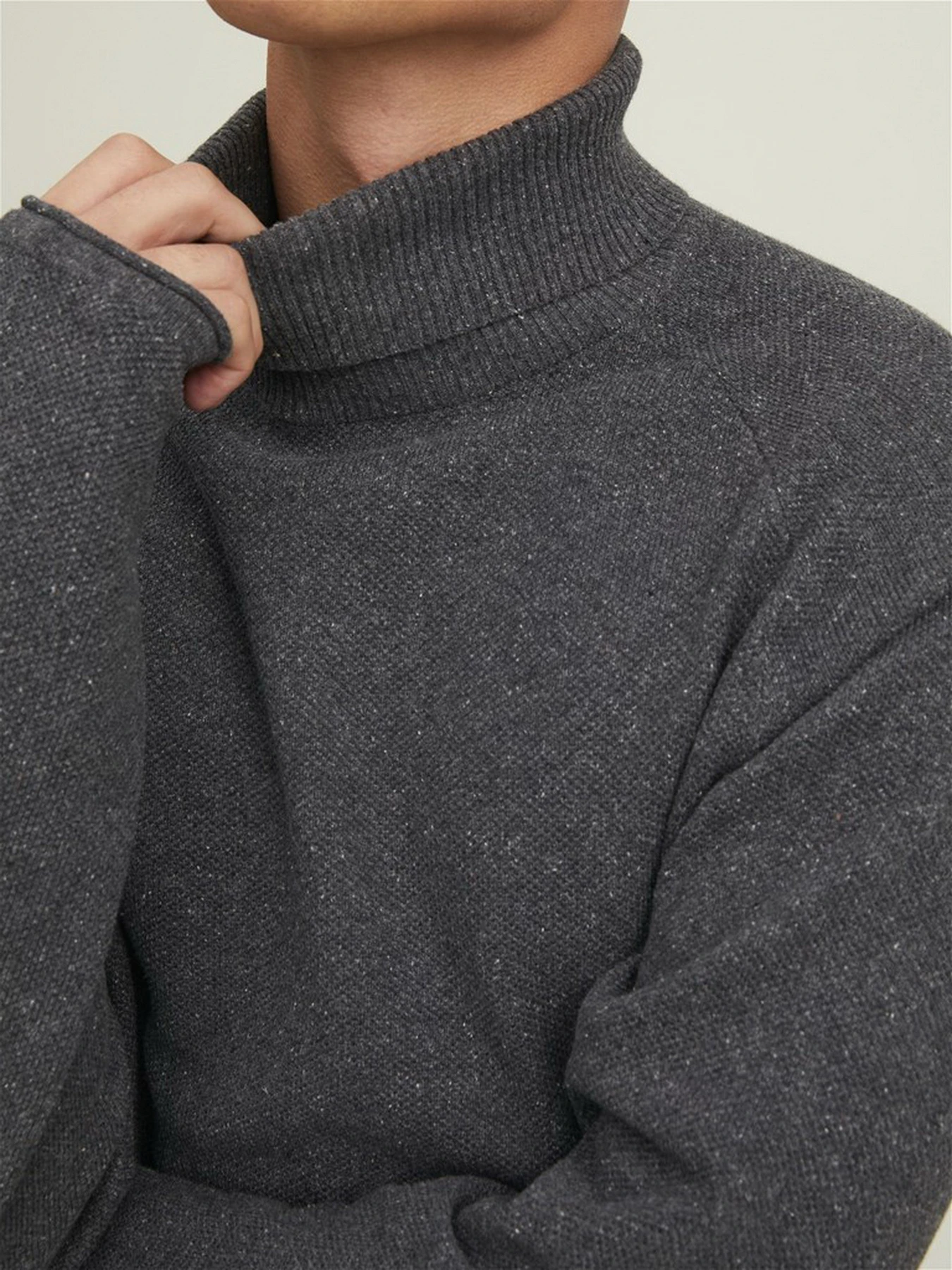 Свитры и кардиганы JACK & JONES модель 12210931_Dark Grey Melange Свитры и кардиганы JACK & JONES модель 12210931_Dark Grey Melange Фото