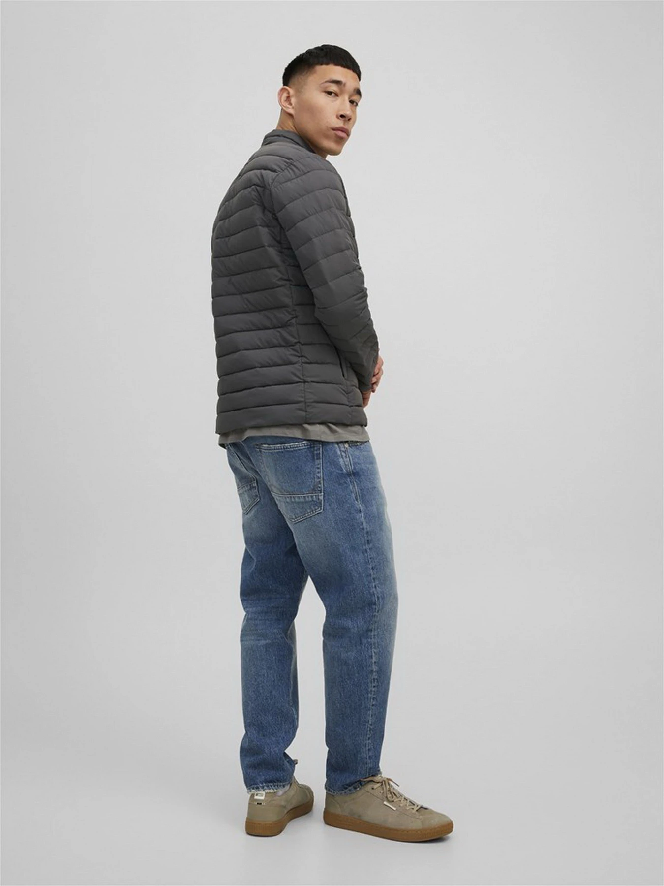Куртки та дублянки JACK & JONES Recycle модель 12211129_Asphalt Фото