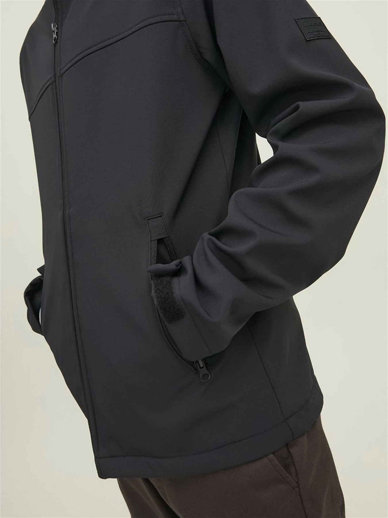 Куртки и дубленки JACK & JONES модель 12212363_Black Фото