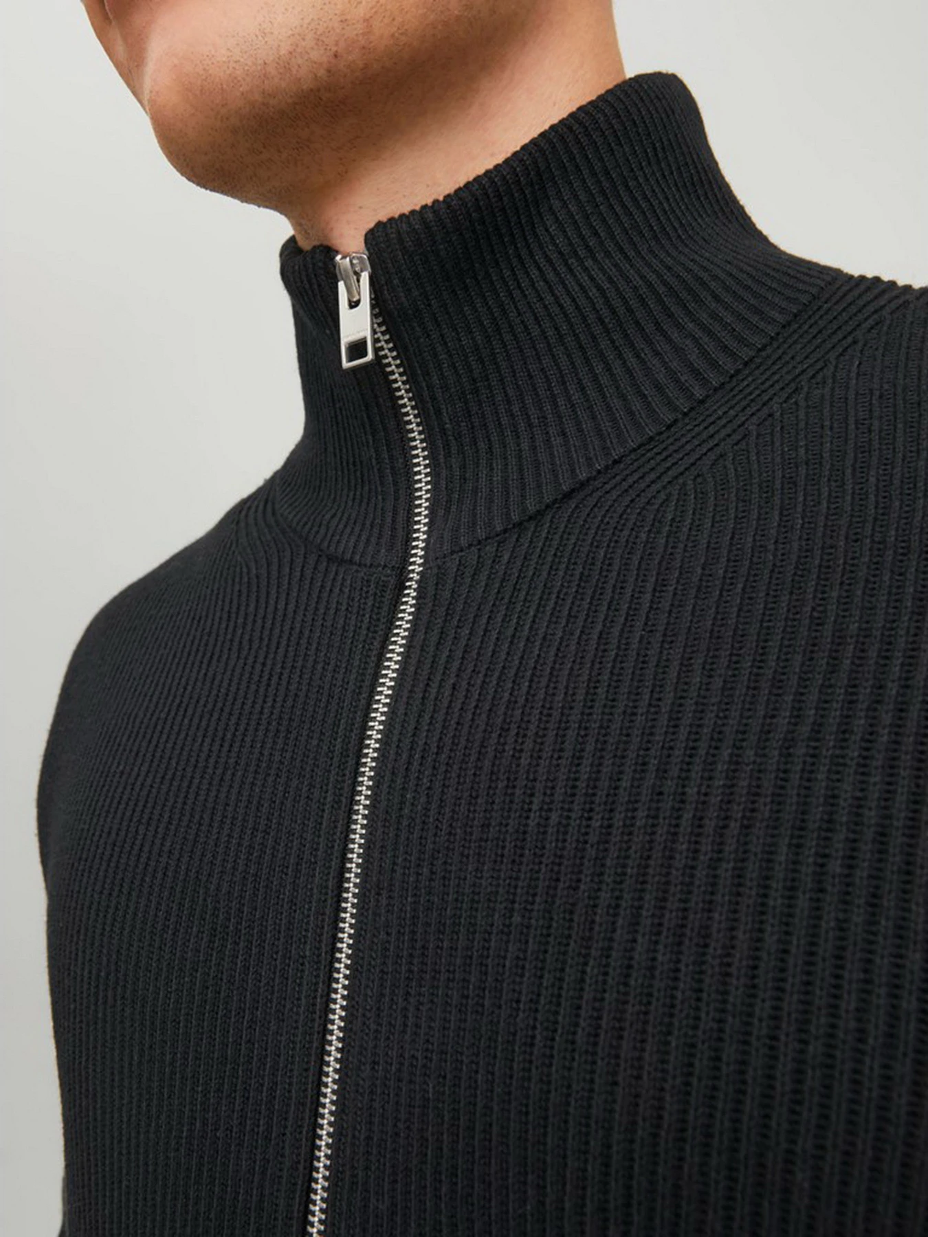 Свитры и кардиганы JACK & JONES модель 12222926_Black Свитры и кардиганы JACK & JONES модель 12222926_Black Фото