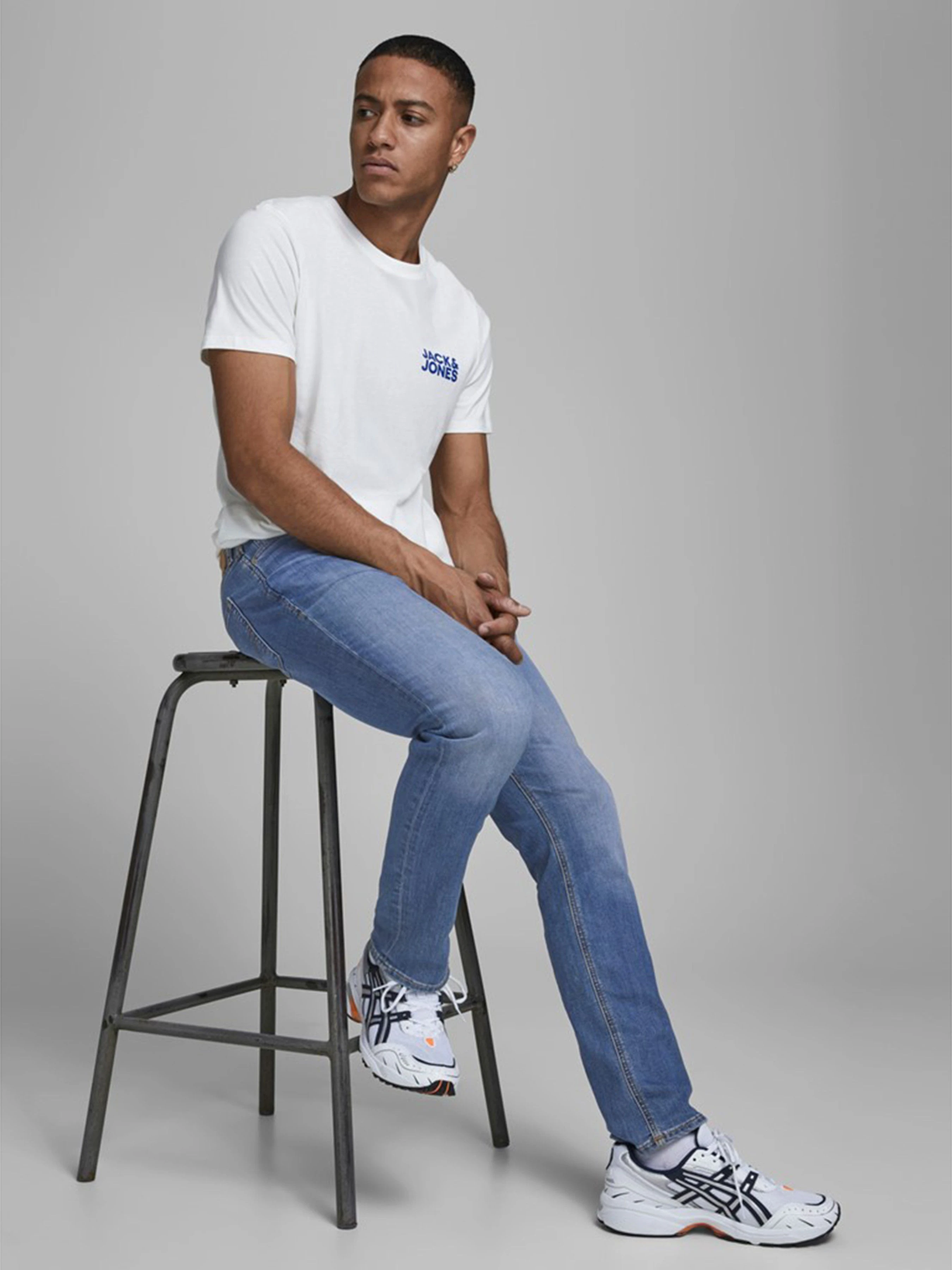Чоловічі Завужені джинси JACK & JONES