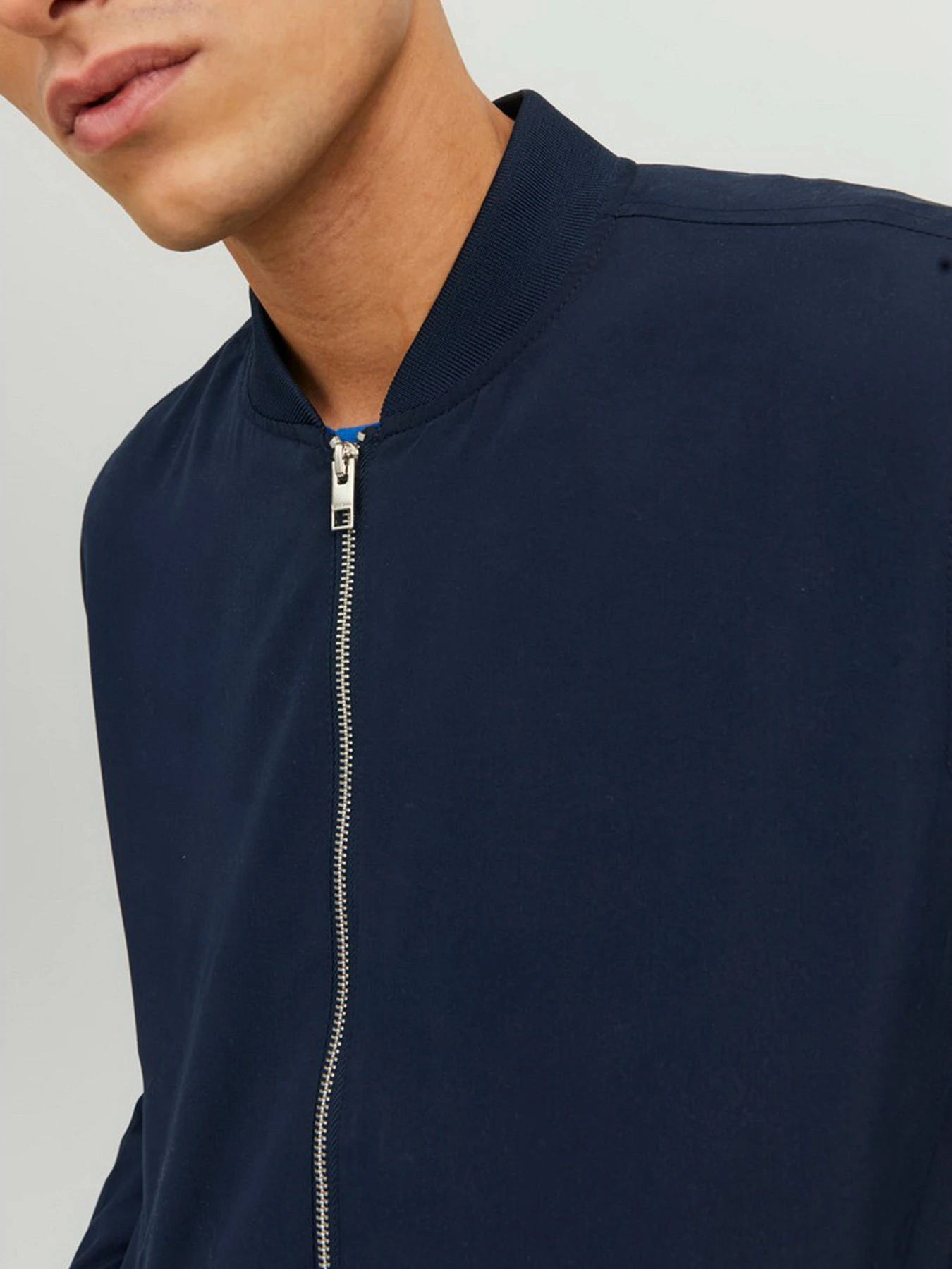 Куртки и дубленки JACK & JONES модель 12237749_Navy Blazer Куртки и дубленки JACK & JONES модель 12237749_Navy Blazer Фото