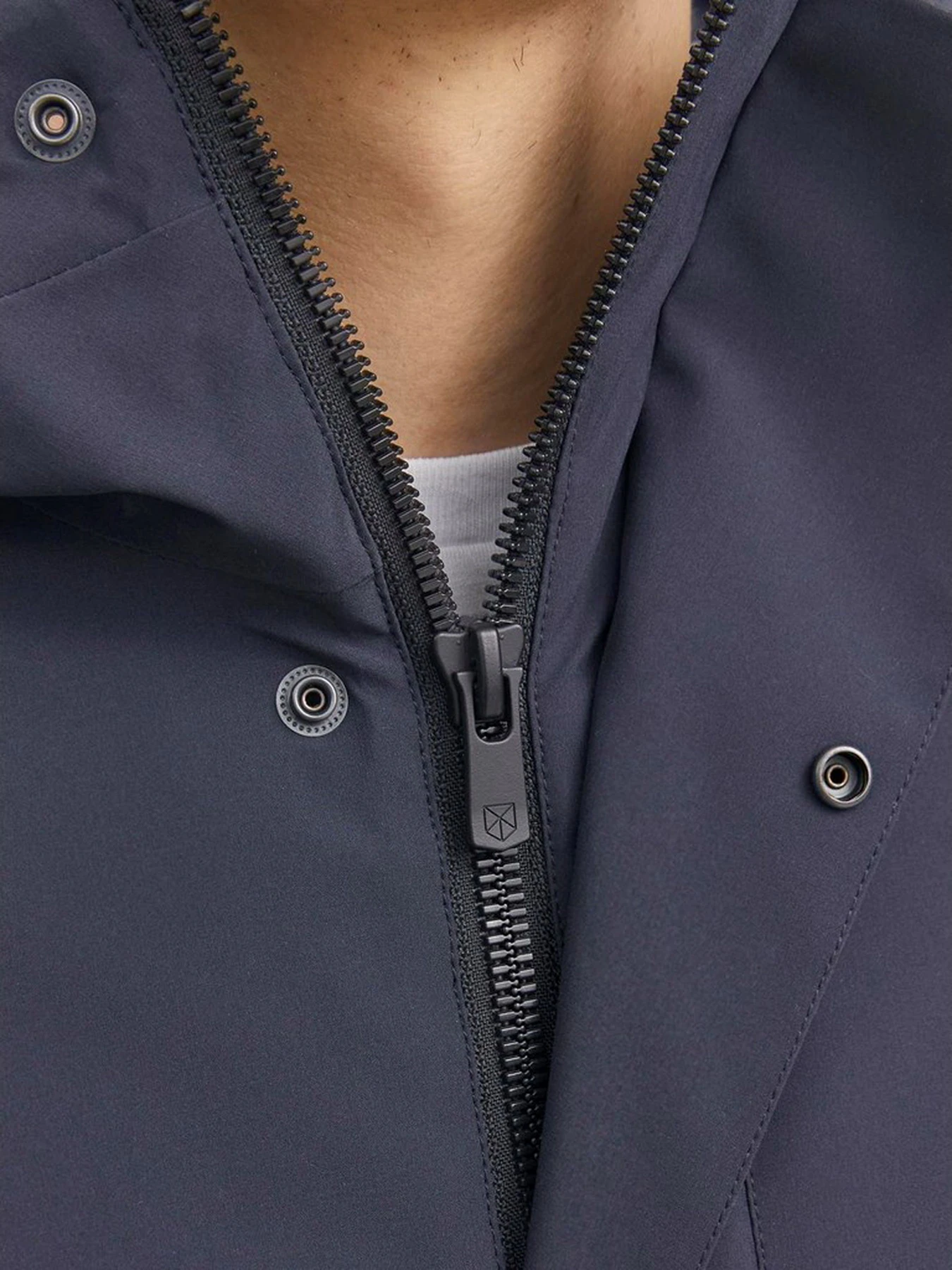 Куртки и дубленки JACK & JONES модель 12238561_Dark Navy Куртки и дубленки JACK & JONES модель 12238561_Dark Navy Фото