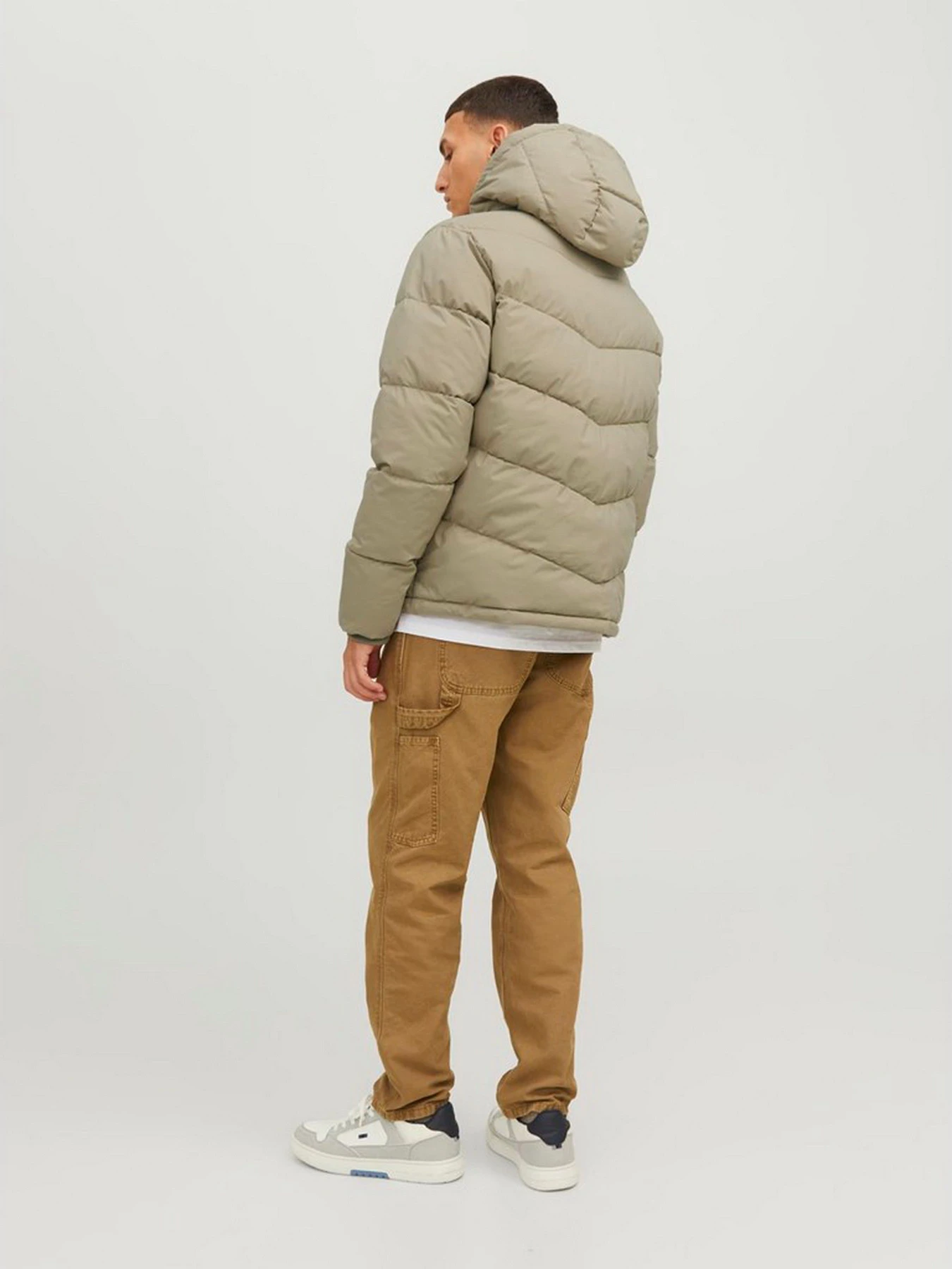 Куртки и дубленки JACK & JONES модель 12238849_Coriander Фото