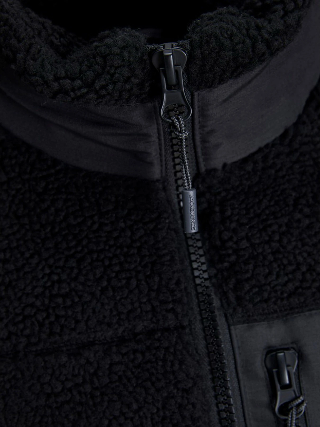 Куртки и дубленки JACK & JONES модель 12238854_Black Фото