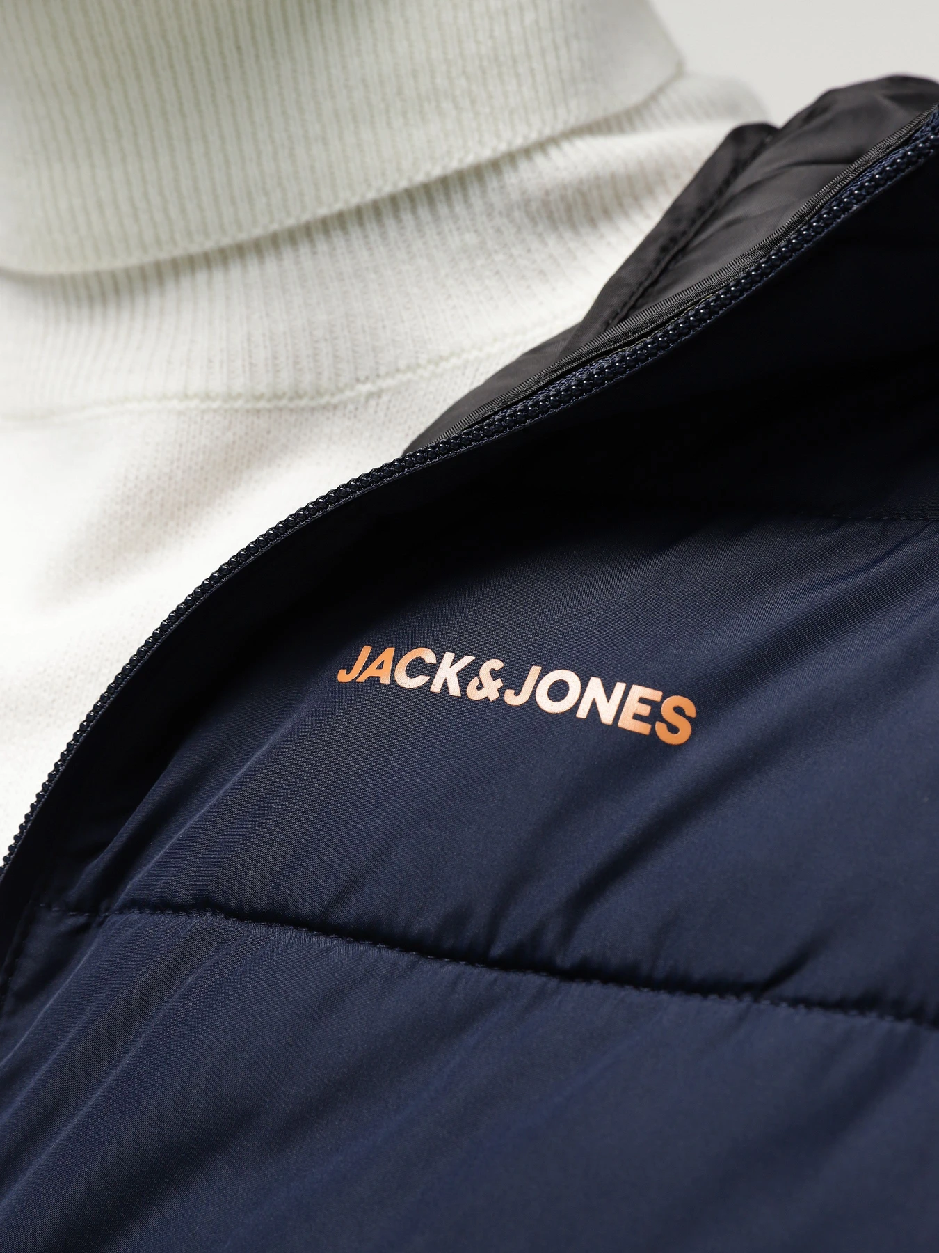 Куртки и дубленки JACK & JONES модель 12241622_Navy Blazer Фото