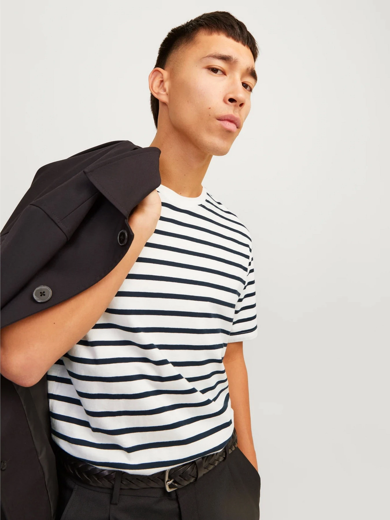 Футболки і поло JACK & JONES модель 12156101_Cloud Dancer Navy Blazer Фото