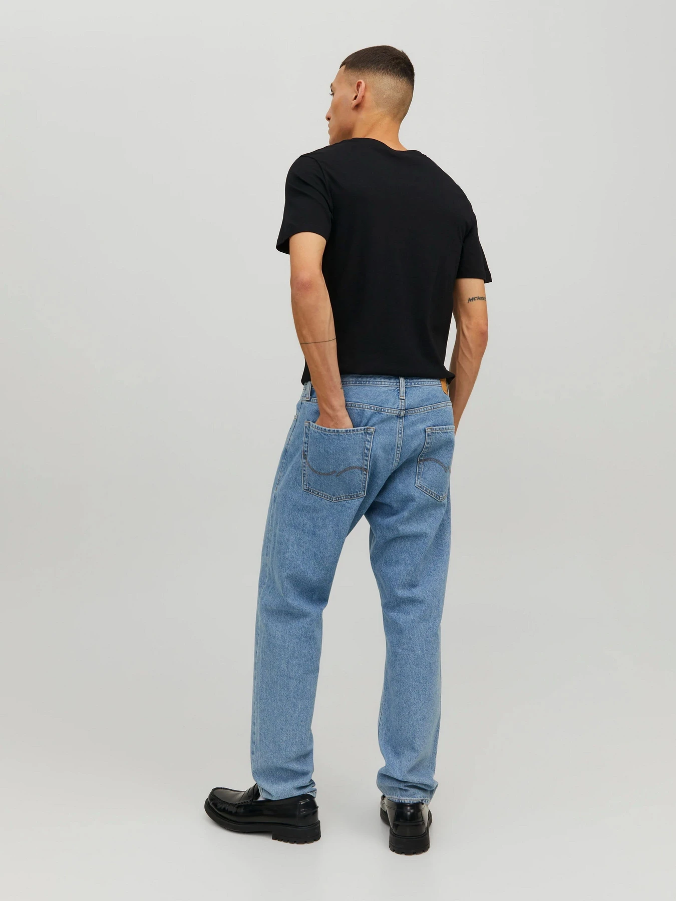 Футболки і поло JACK & JONES ORGANIC BASIC TEE модель 12156101_Black SLIM Футболки і поло JACK & JONES ORGANIC BASIC TEE модель 12156101_Black SLIM Фото