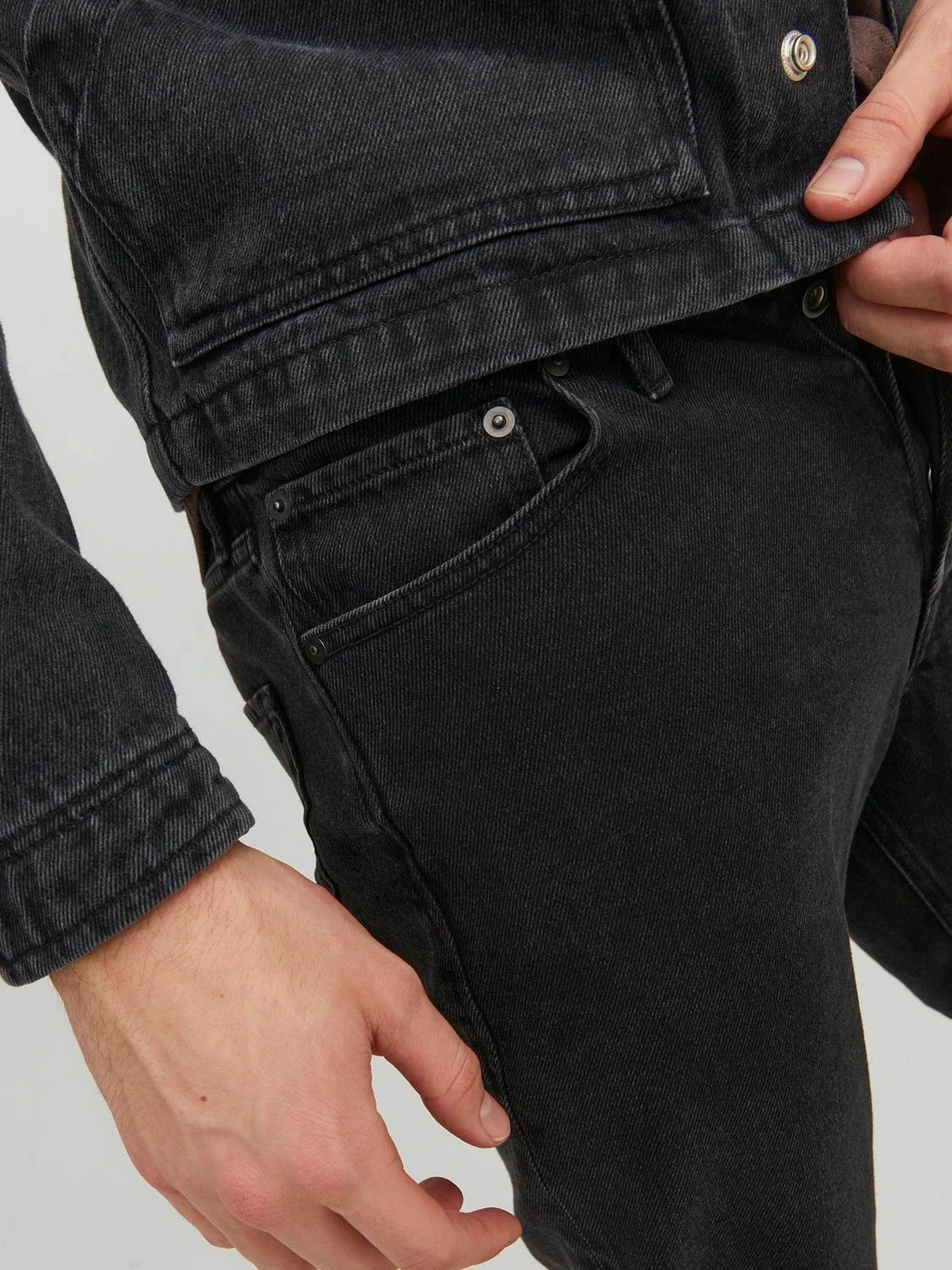 Джинсы JACK & JONES модель 12237392_Black Denim Джинсы JACK & JONES модель 12237392_Black Denim Фото