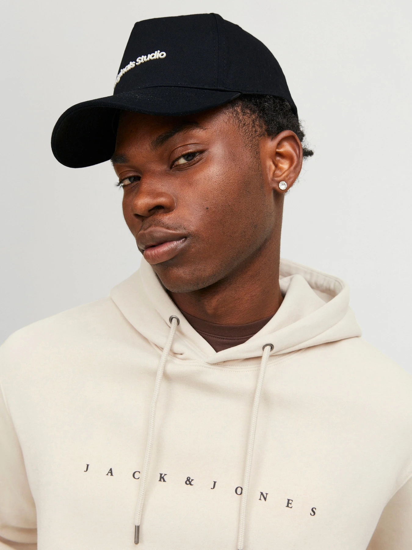 Шапки и кепки JACK & JONES модель 12253600_Black Шапки и кепки JACK & JONES модель 12253600_Black Фото