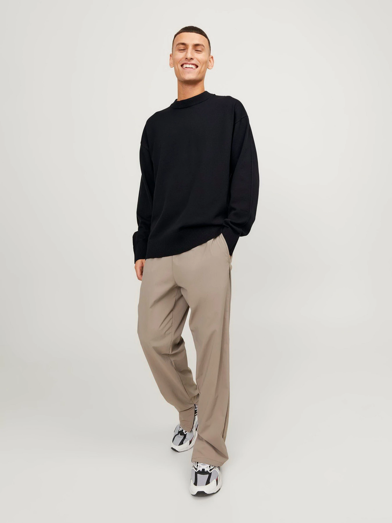 Свитры и кардиганы JACK & JONES модель 12251556_Black Свитры и кардиганы JACK & JONES модель 12251556_Black Фото