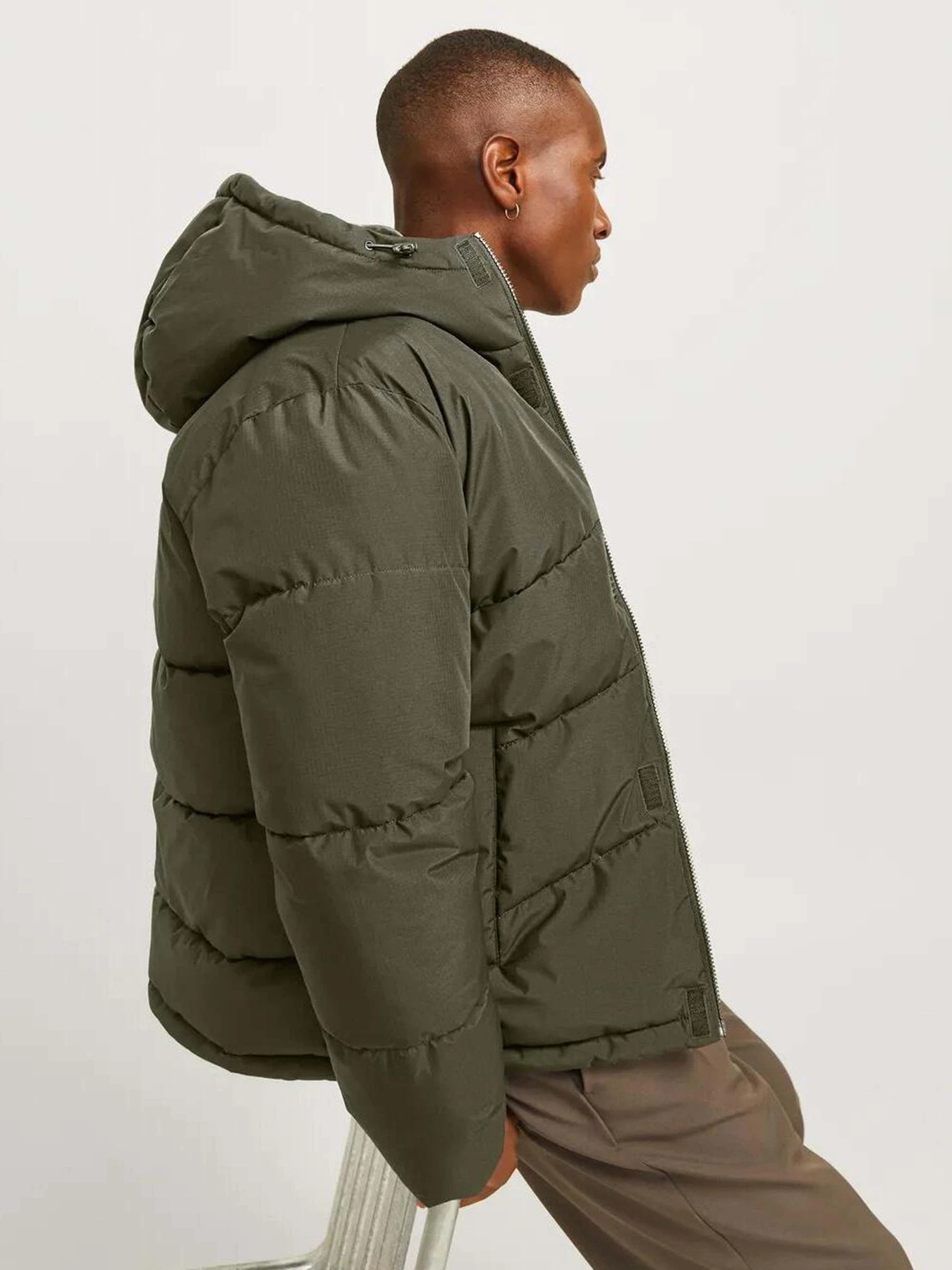 Куртки и дубленки JACK & JONES модель 12259850_Olive Night Куртки и дубленки JACK & JONES модель 12259850_Olive Night Фото