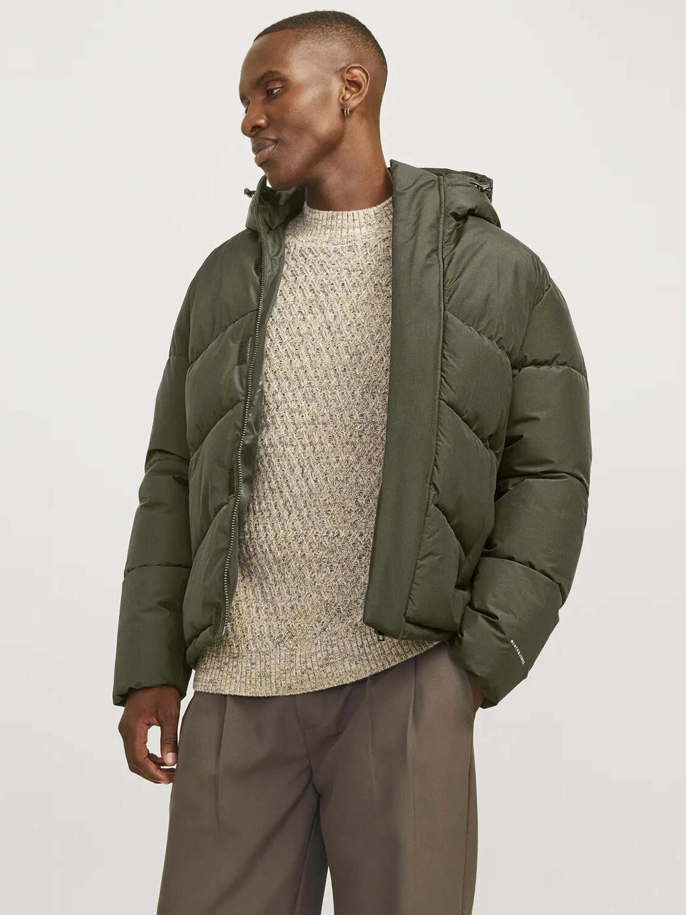 Куртки и дубленки JACK & JONES модель 12259850_Olive Night Куртки и дубленки JACK & JONES модель 12259850_Olive Night Фото