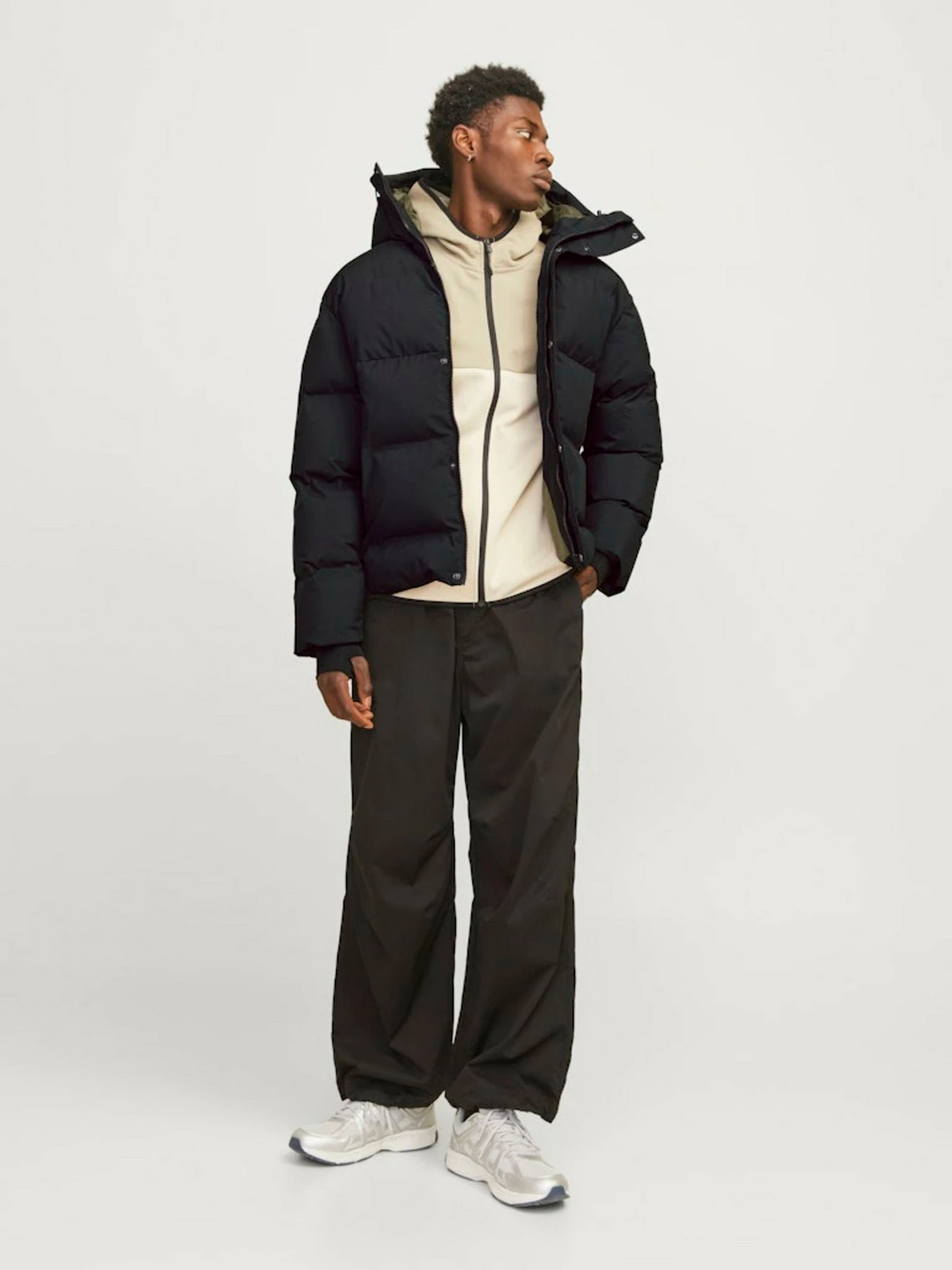 Куртки и дубленки JACK & JONES модель 12261971_Black Фото