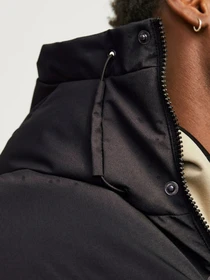 Куртки и дубленки JACK & JONES модель 12261971_Black Фото