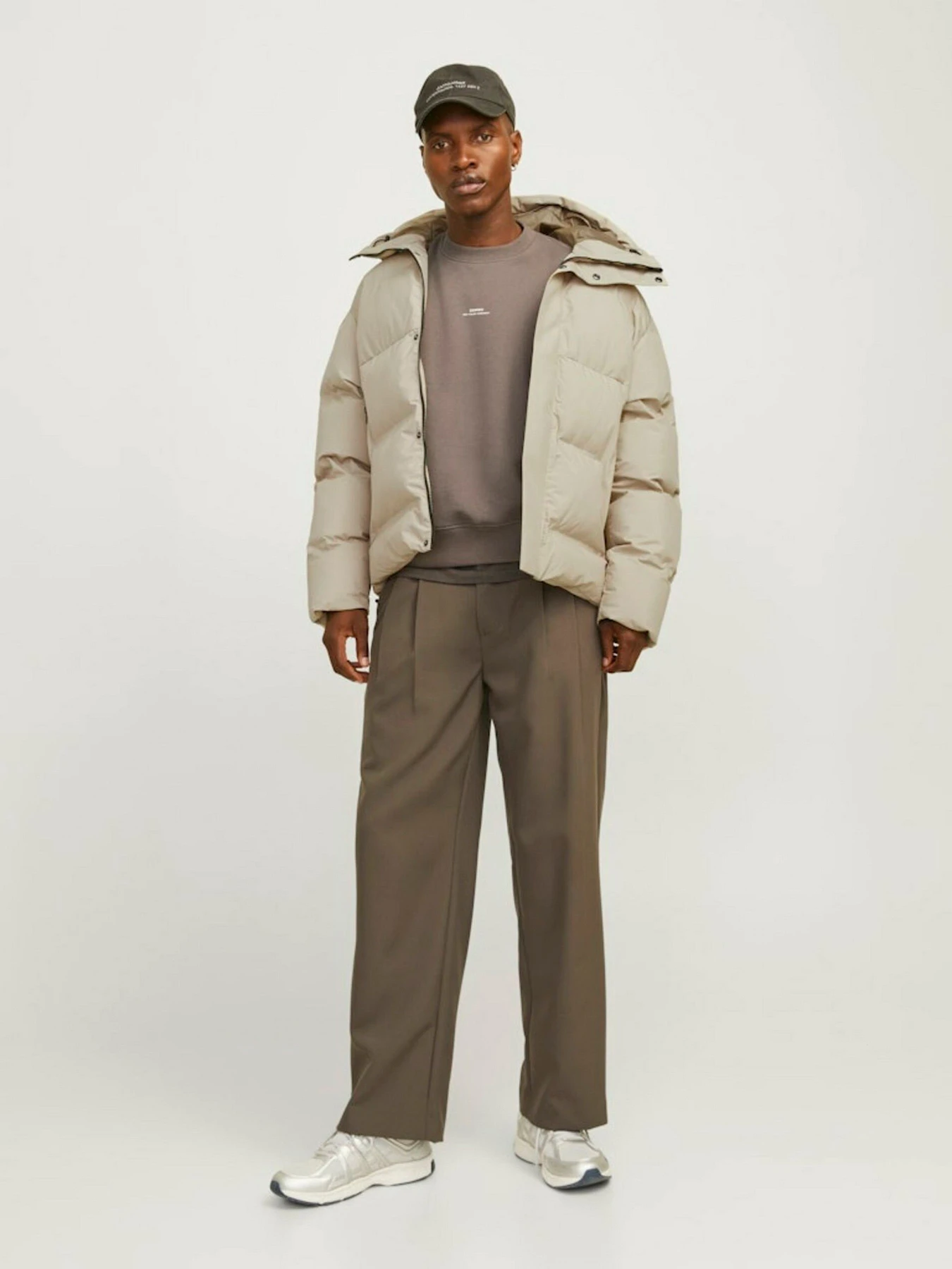 Куртки и дубленки JACK & JONES модель 12261971_Crockery Фото