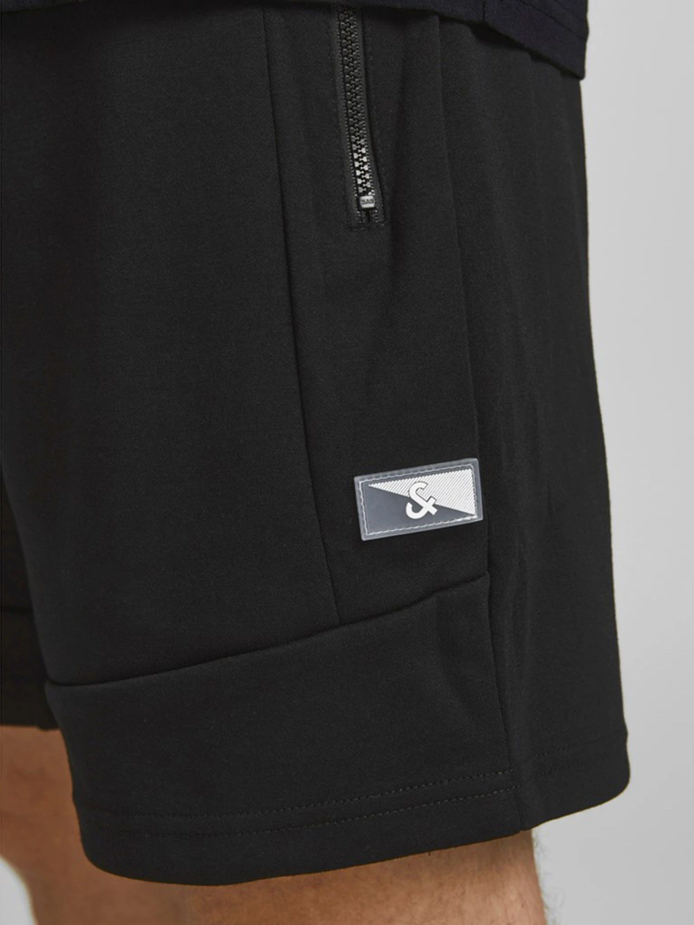 Шорты JACK & JONES модель 12186750_Black Шорты JACK & JONES модель 12186750_Black Фото