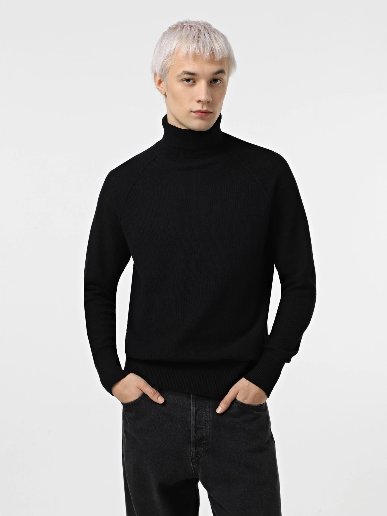 Свитры и кардиганы JACK & JONES модель 12260386_Black CYCLO 100 Свитры и кардиганы JACK & JONES модель 12260386_Black CYCLO 100 Фото