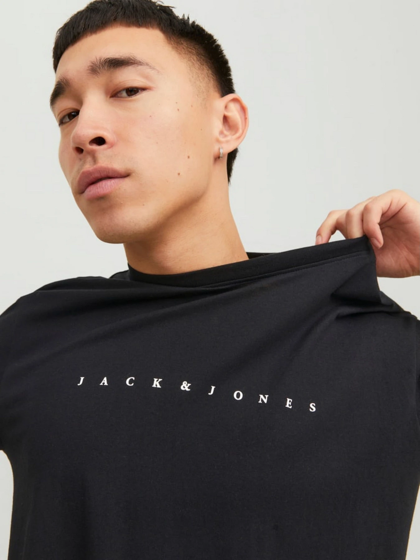 Футболки і поло JACK & JONES STAR JJ TEE модель 12234746_Black Футболки і поло JACK & JONES STAR JJ TEE модель 12234746_Black Фото