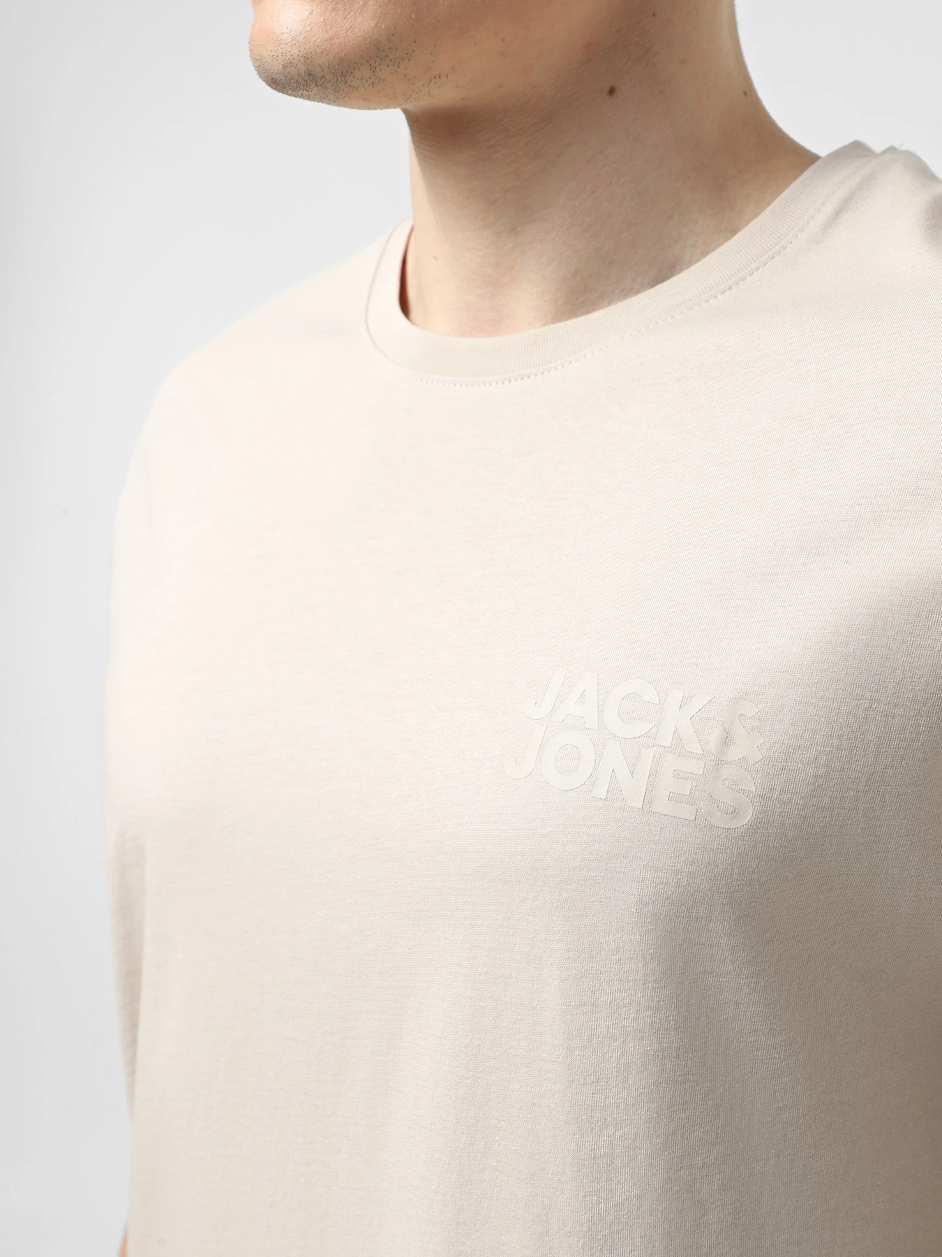 Футболки і поло JACK & JONES модель 12151955_Moonbeam Small Print/Moonb Футболки і поло JACK & JONES модель 12151955_Moonbeam Small Print/Moonb Фото