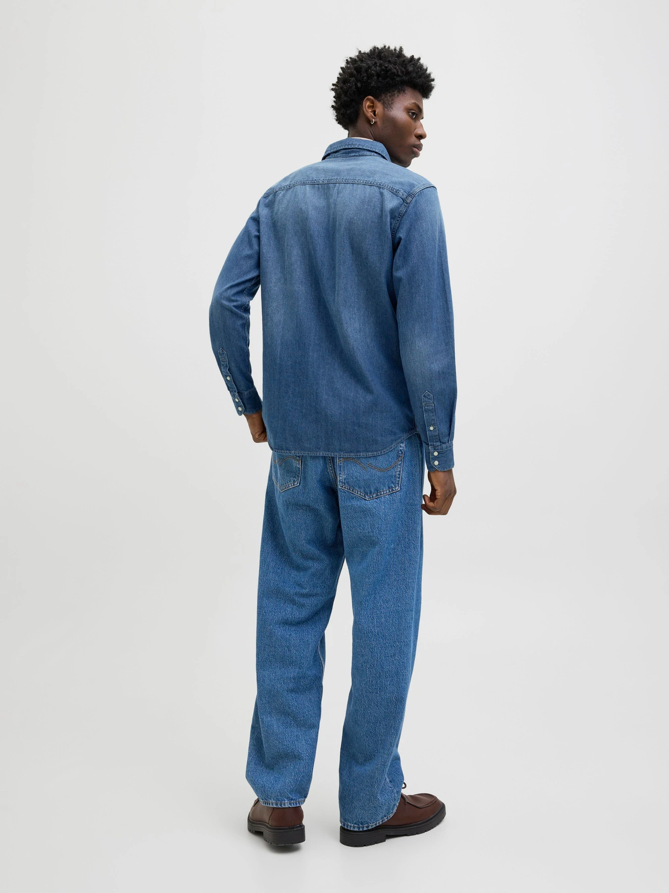 Рубашки JACK & JONES SHERIDAN SHIRT модель 12138115_Medium Blue Denim Slim Фото