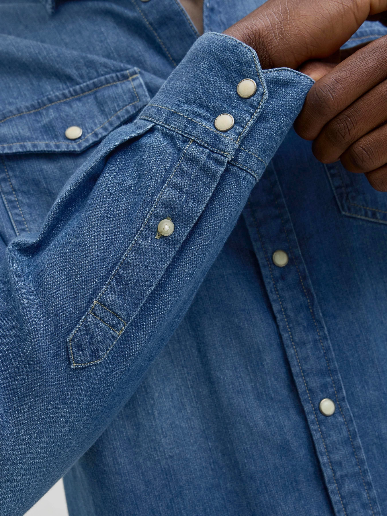 Рубашки JACK & JONES SHERIDAN SHIRT модель 12138115_Medium Blue Denim Slim Фото