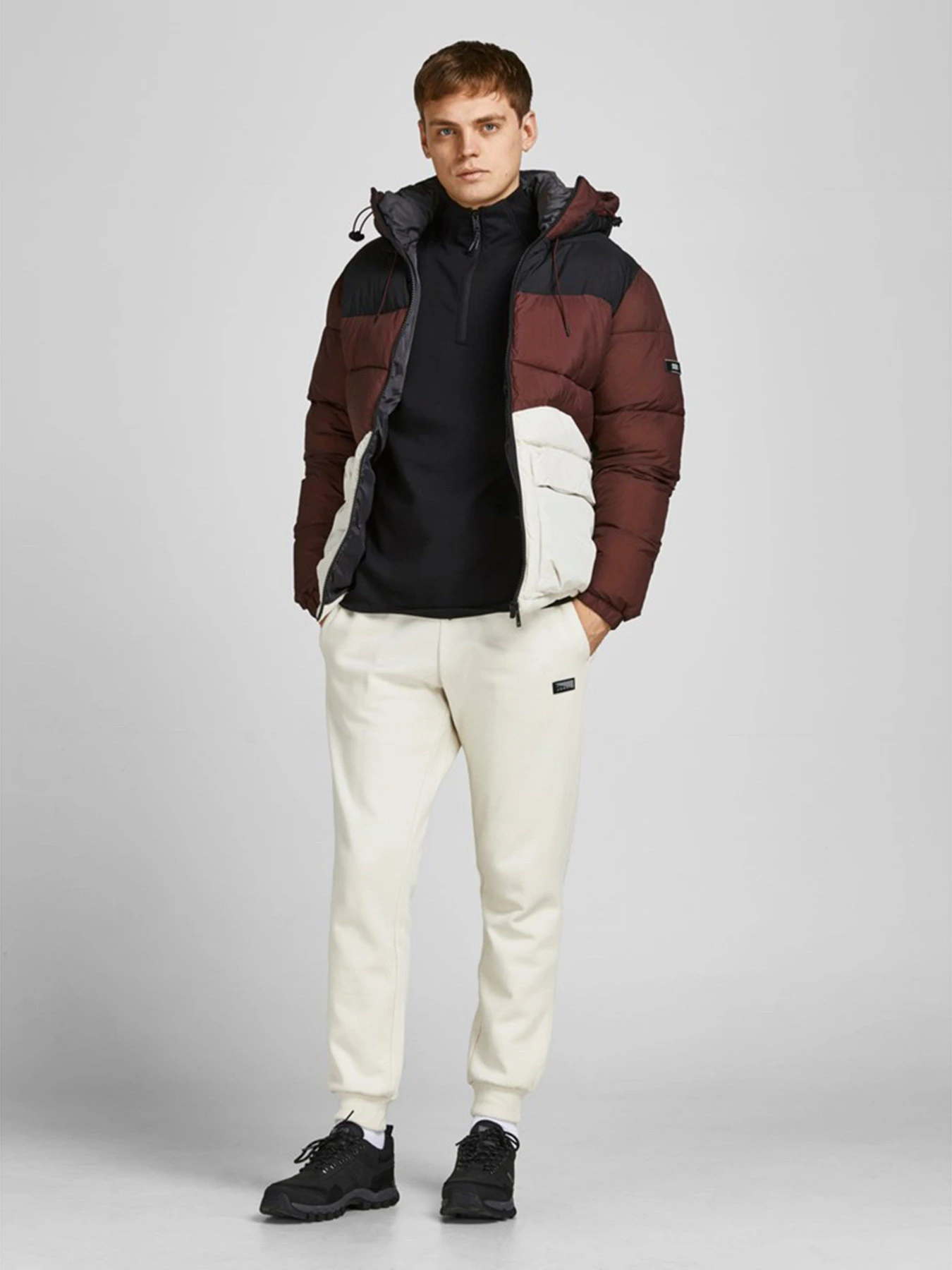 Худи и свитшоты JACK & JONES модель 12204920_Black Худи и свитшоты JACK & JONES модель 12204920_Black Фото