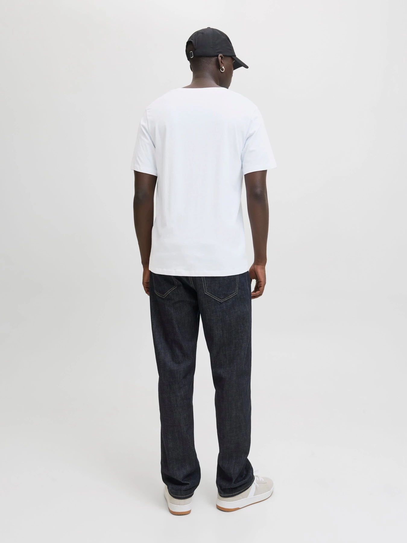 Футболки и поло JACK & JONES BRANDY TEE модель 12279100_White Футболки и поло JACK & JONES BRANDY TEE модель 12279100_White Фото