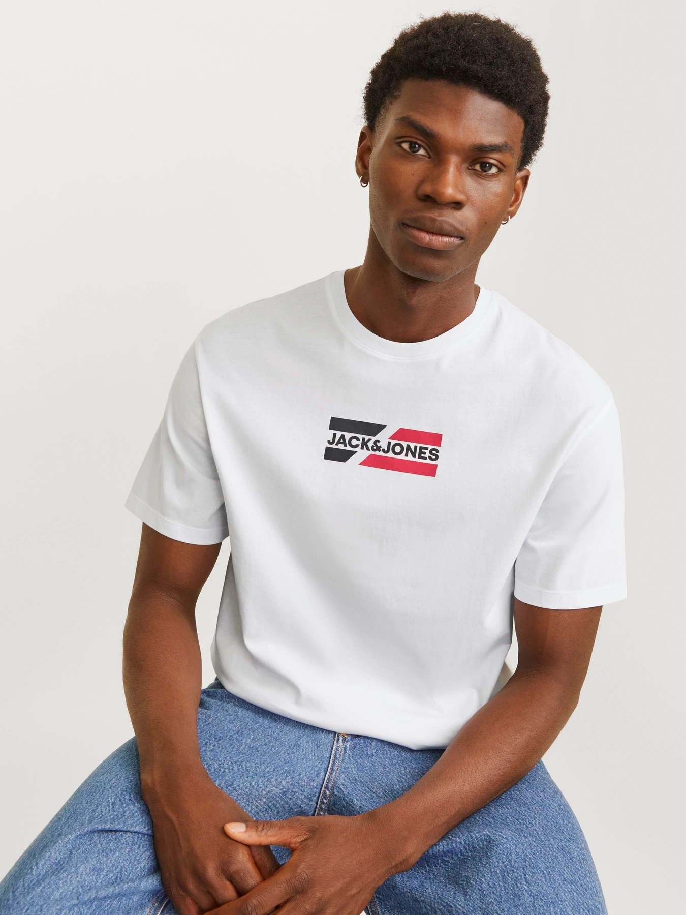 Футболки и поло JACK & JONES CORP GRAPHIC TEE модель 12268415_White 01 Футболки и поло JACK & JONES CORP GRAPHIC TEE модель 12268415_White 01 Фото
