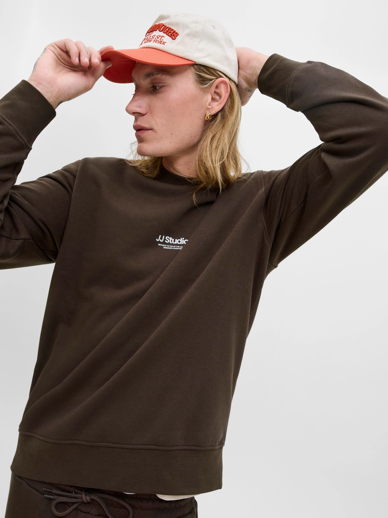 Худи и свитшоты JACK & JONES SOHO SWEAT CREW NECK модель 12278791_Delicioso Худи и свитшоты JACK & JONES SOHO SWEAT CREW NECK модель 12278791_Delicioso Фото