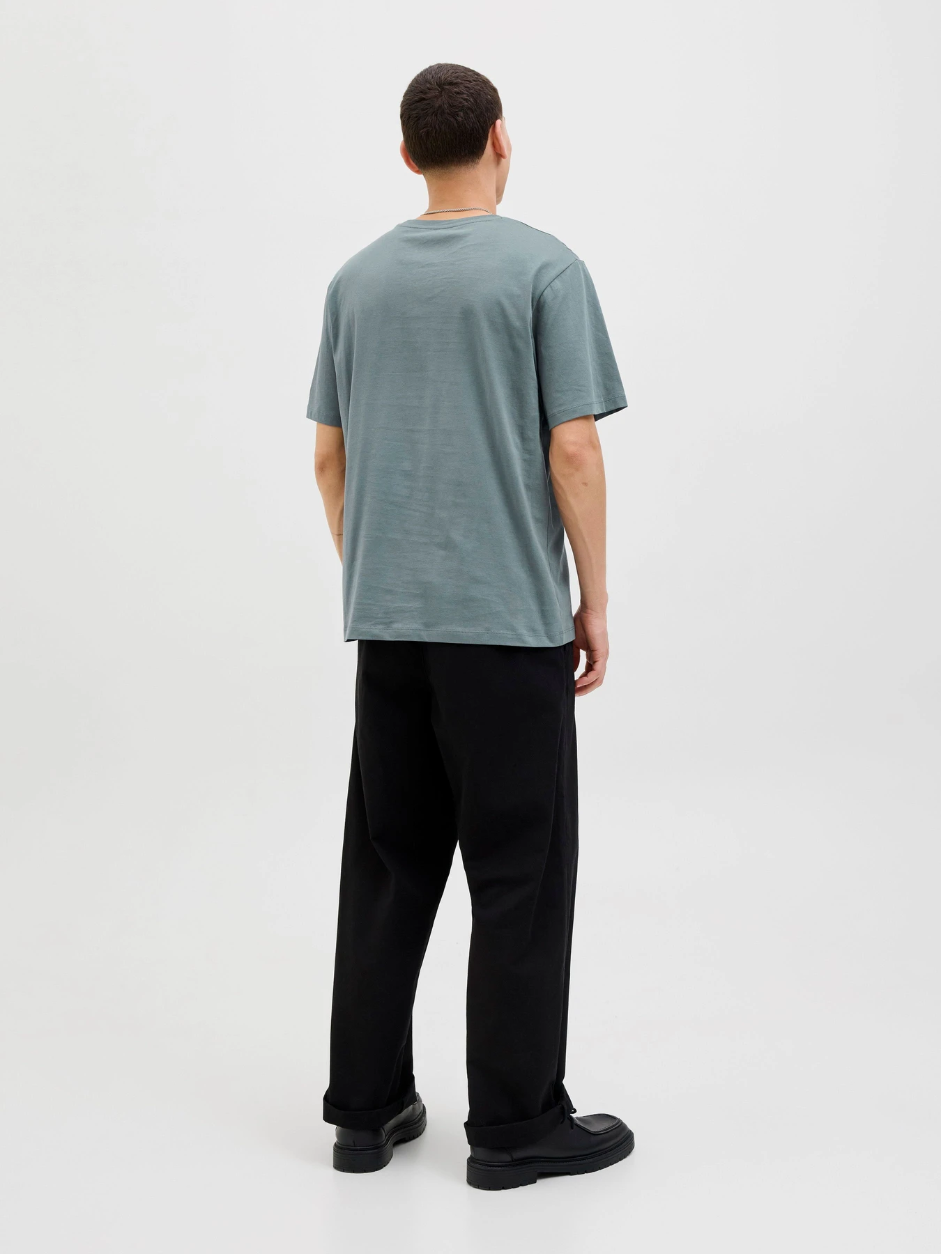 Футболки и поло JACK & JONES LOGO TEE модель 12279535_Stormy Weather Футболки и поло JACK & JONES LOGO TEE модель 12279535_Stormy Weather Фото