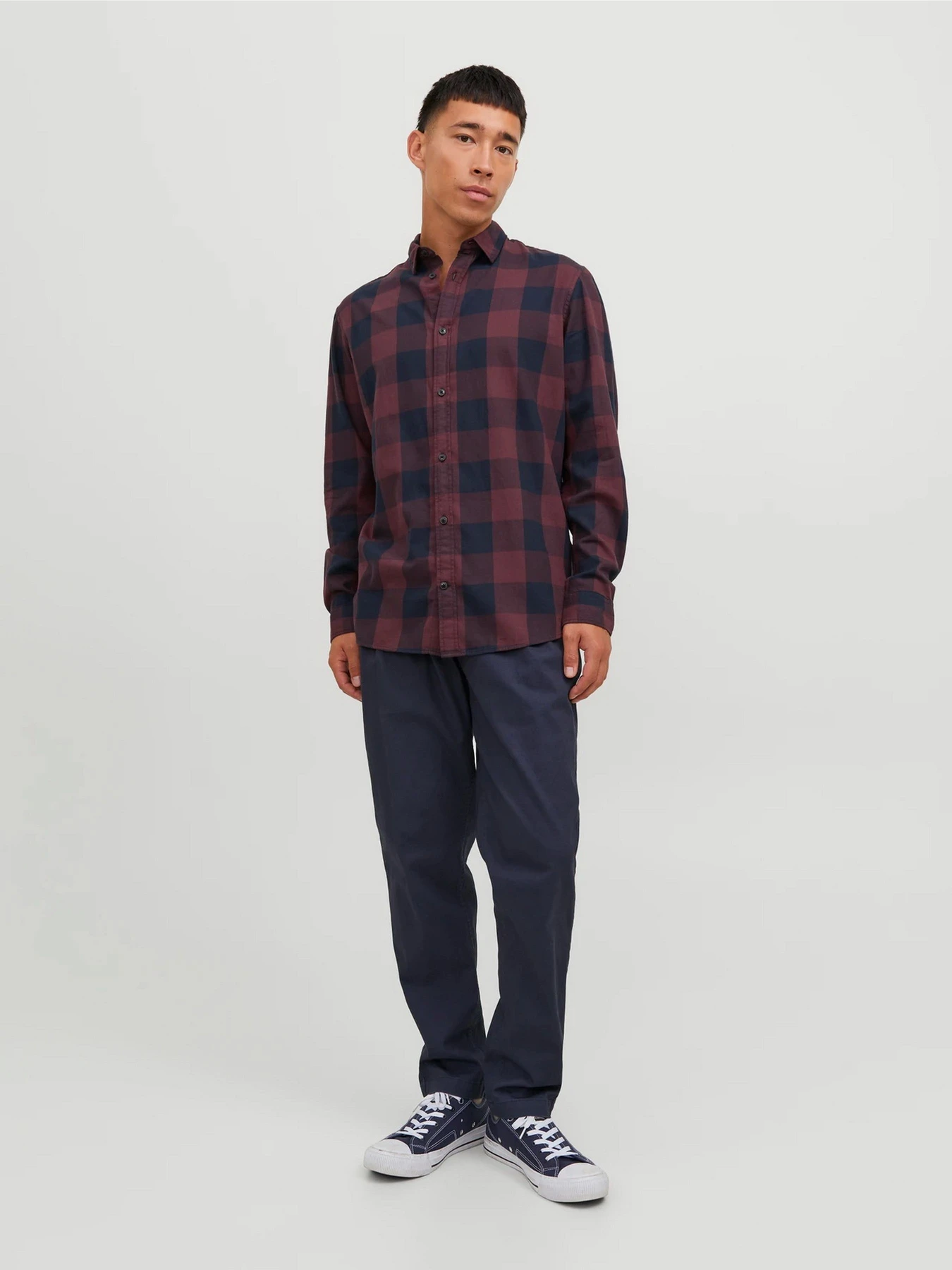 Рубашки JACK & JONES GINGHAM TWILL SHIRT модель 12181602_Port Royale SLIM FIT Рубашки JACK & JONES GINGHAM TWILL SHIRT модель 12181602_Port Royale SLIM FIT Фото