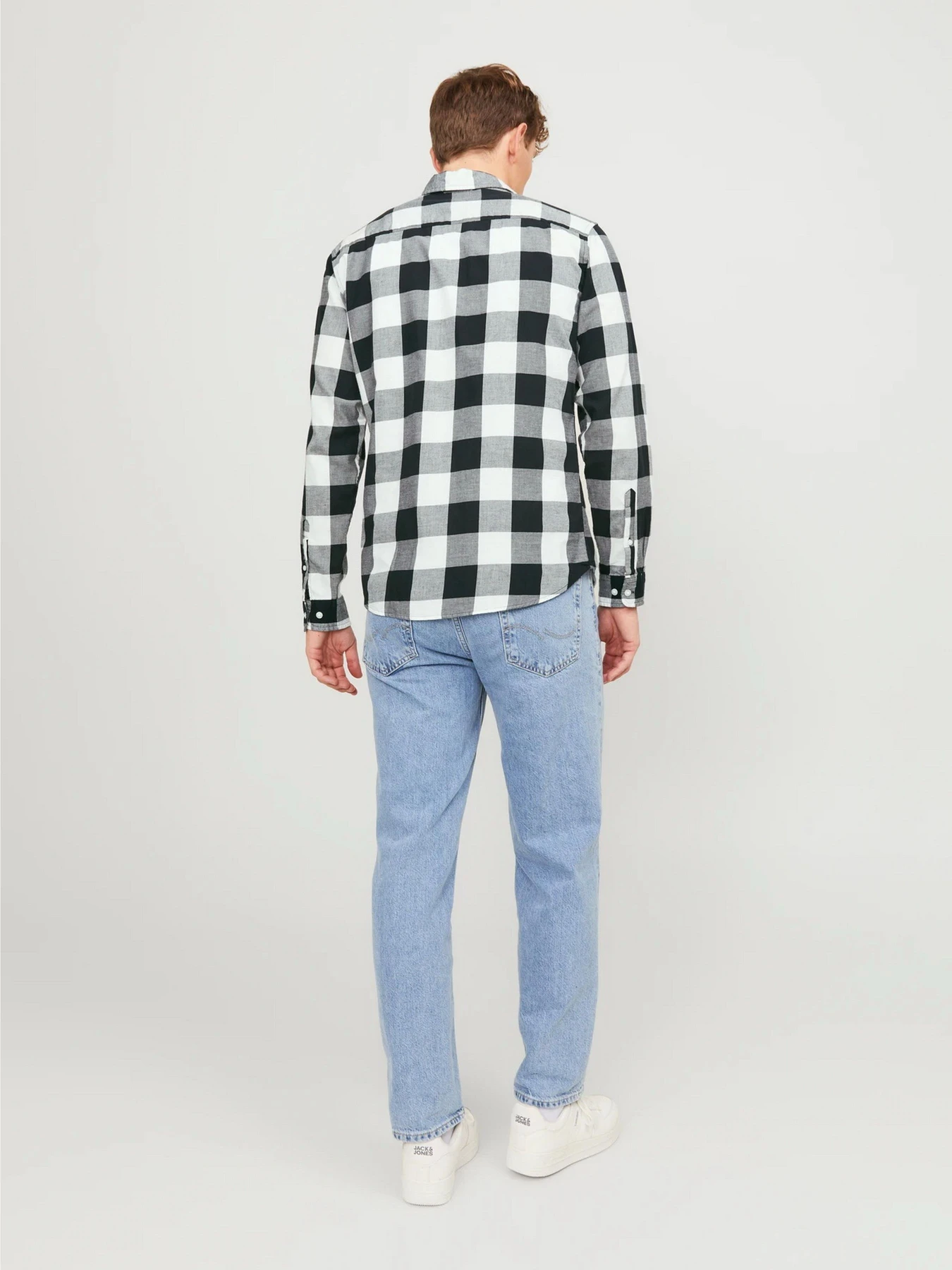 Рубашки JACK & JONES GINGHAM TWILL SHIRT модель 12181602_Whisper White SLIM FIT Рубашки JACK & JONES GINGHAM TWILL SHIRT модель 12181602_Whisper White SLIM FIT Фото