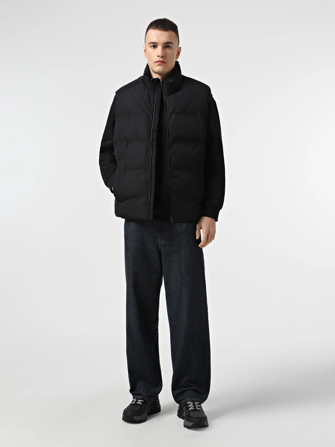 Куртки та дублянки JACK & JONES SOHO BODYWARMER модель 12278751_Black Куртки та дублянки JACK & JONES SOHO BODYWARMER модель 12278751_Black Фото