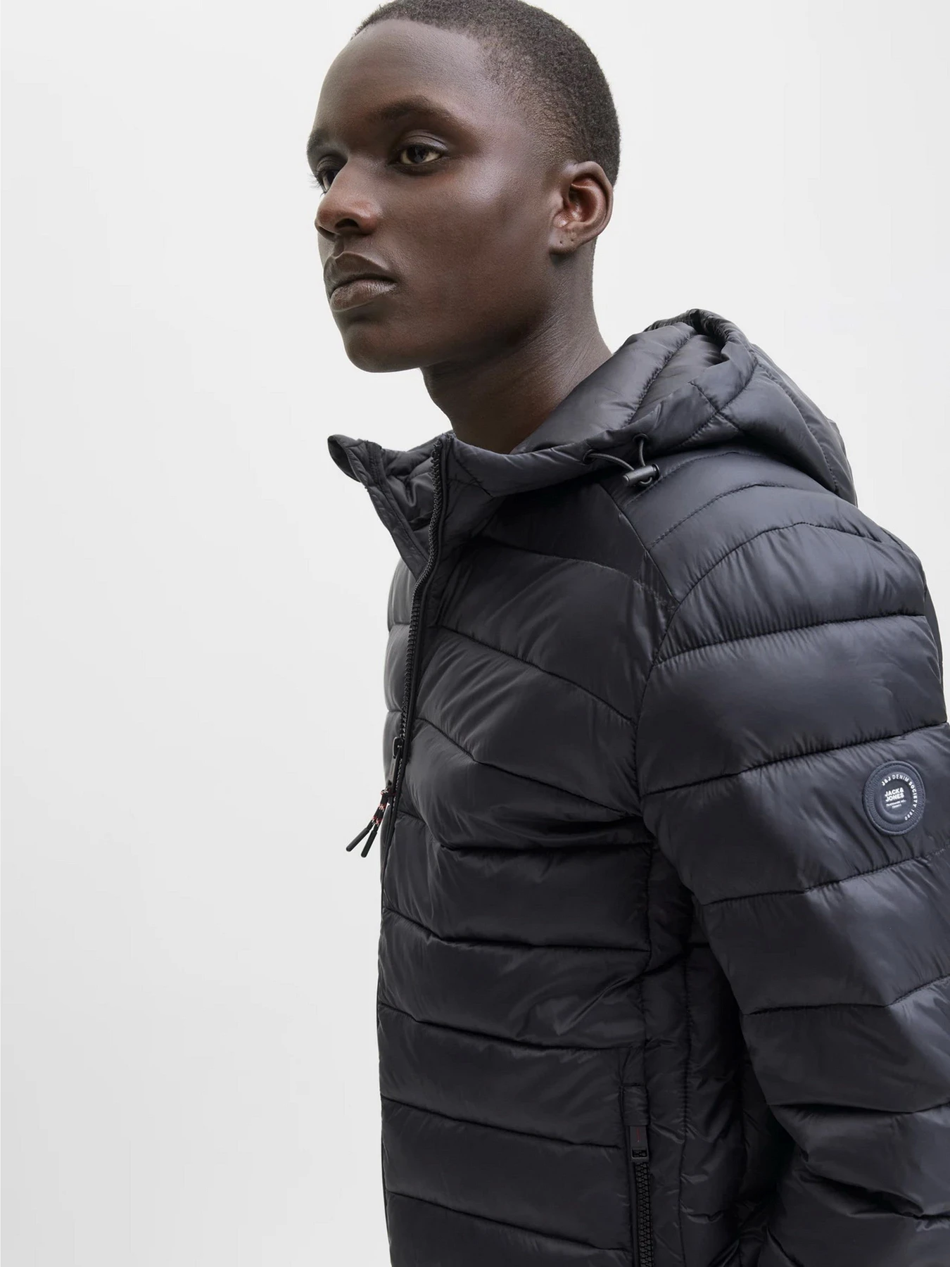 Куртки та дублянки JACK & JONES BRADLEY LIGHT PUFFER HOOD модель 12280970_Black Фото