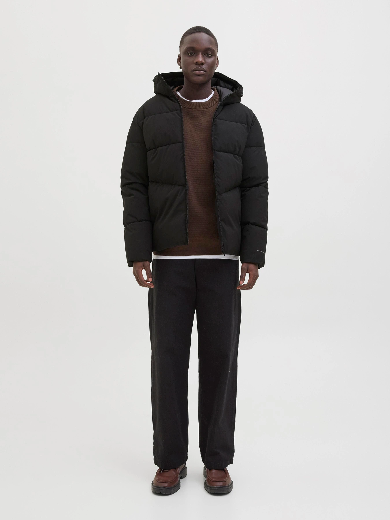 Куртки и дубленки JACK & JONES GLOBAL PUFFER JACKET модель 12283517_Black Куртки и дубленки JACK & JONES GLOBAL PUFFER JACKET модель 12283517_Black Фото