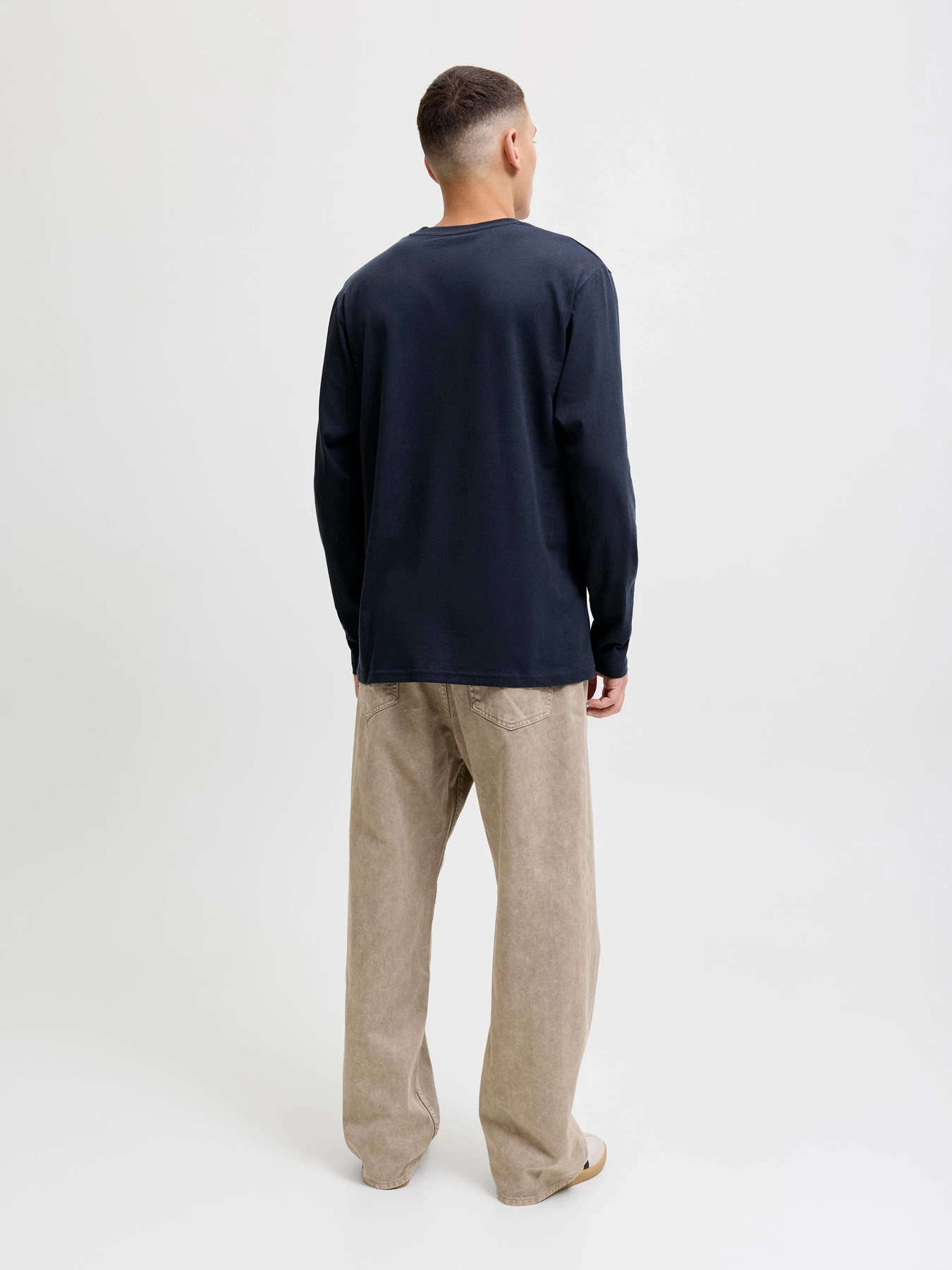 Худи и свитшоты JACK & JONES MAKOTO TEE LS модель 12278510_Sky Captain Худи и свитшоты JACK & JONES MAKOTO TEE LS модель 12278510_Sky Captain Фото