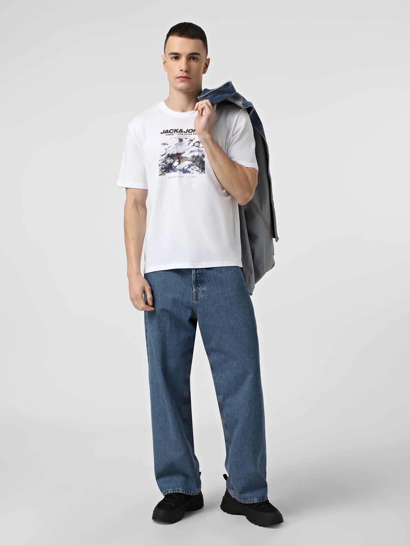 Футболки и поло JACK & JONES BOOST TEE модель 12284423_Bright White Футболки и поло JACK & JONES BOOST TEE модель 12284423_Bright White Фото