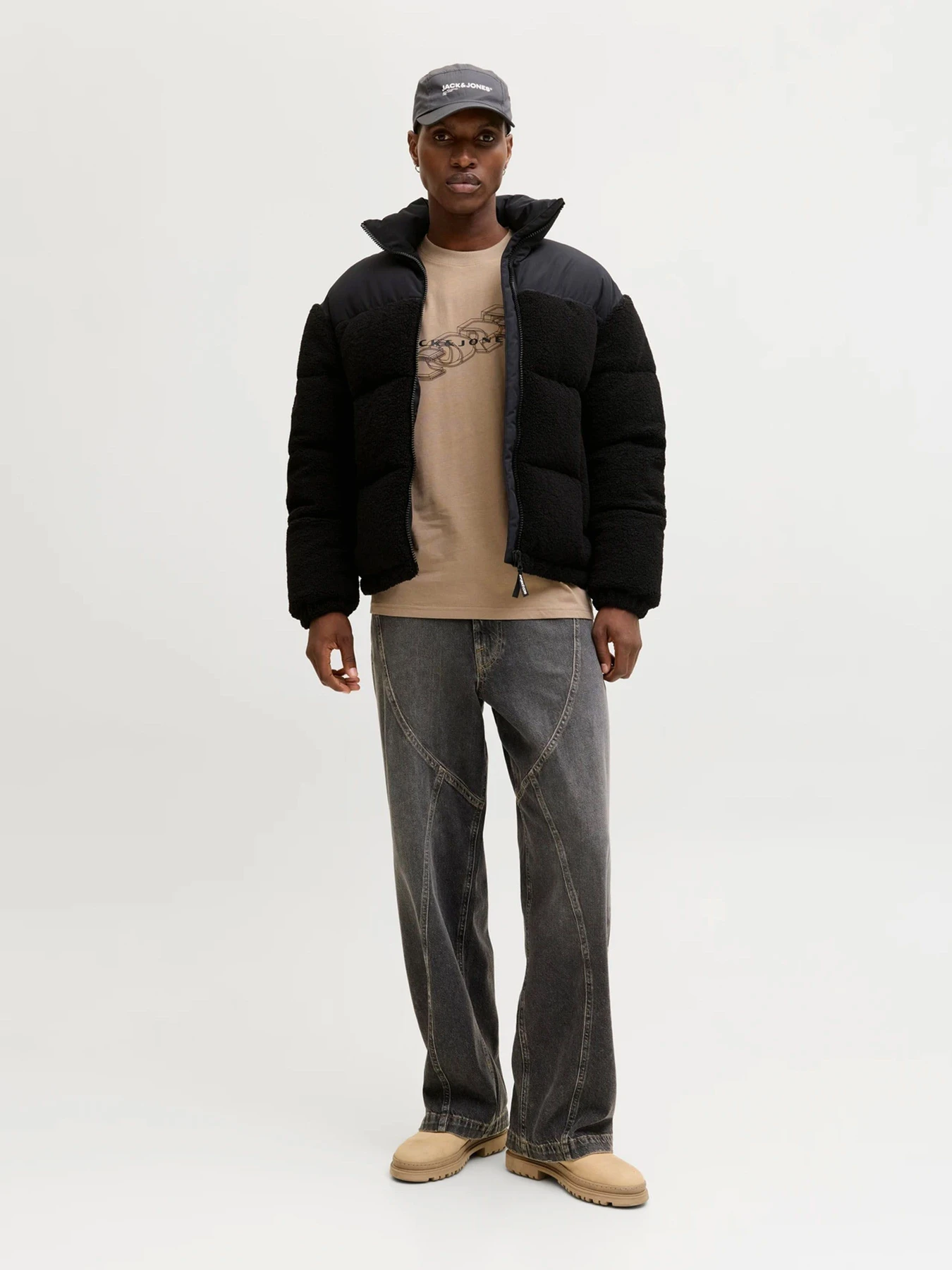 Куртки та дублянки JACK & JONES FLARE TEDDY PUFFER JACKET модель 12286050_Black Куртки та дублянки JACK & JONES FLARE TEDDY PUFFER JACKET модель 12286050_Black Фото