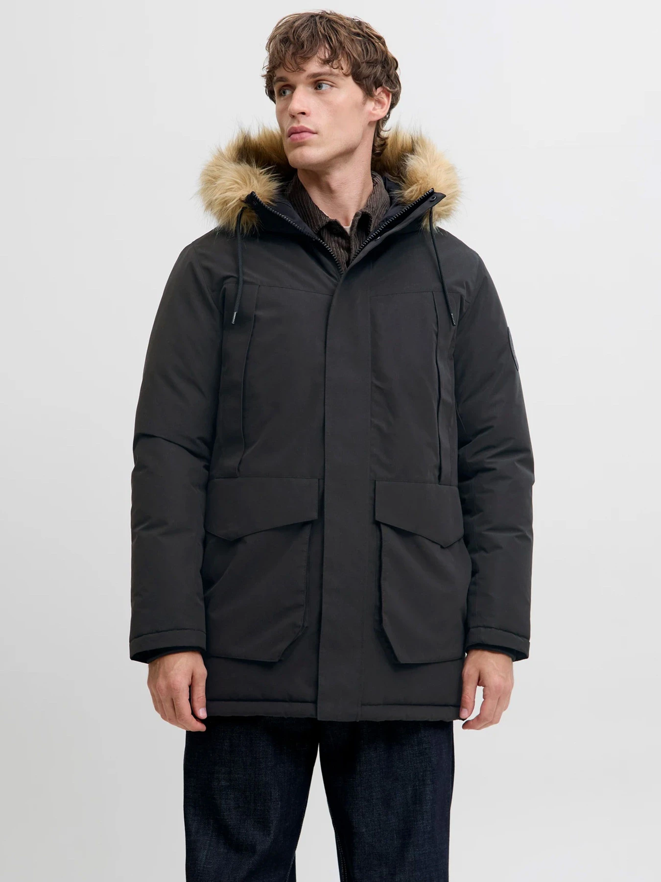 Куртки и дубленки JACK & JONES CAMP FAUX FUR PARKA модель 12279267_Black Куртки и дубленки JACK & JONES CAMP FAUX FUR PARKA модель 12279267_Black Фото