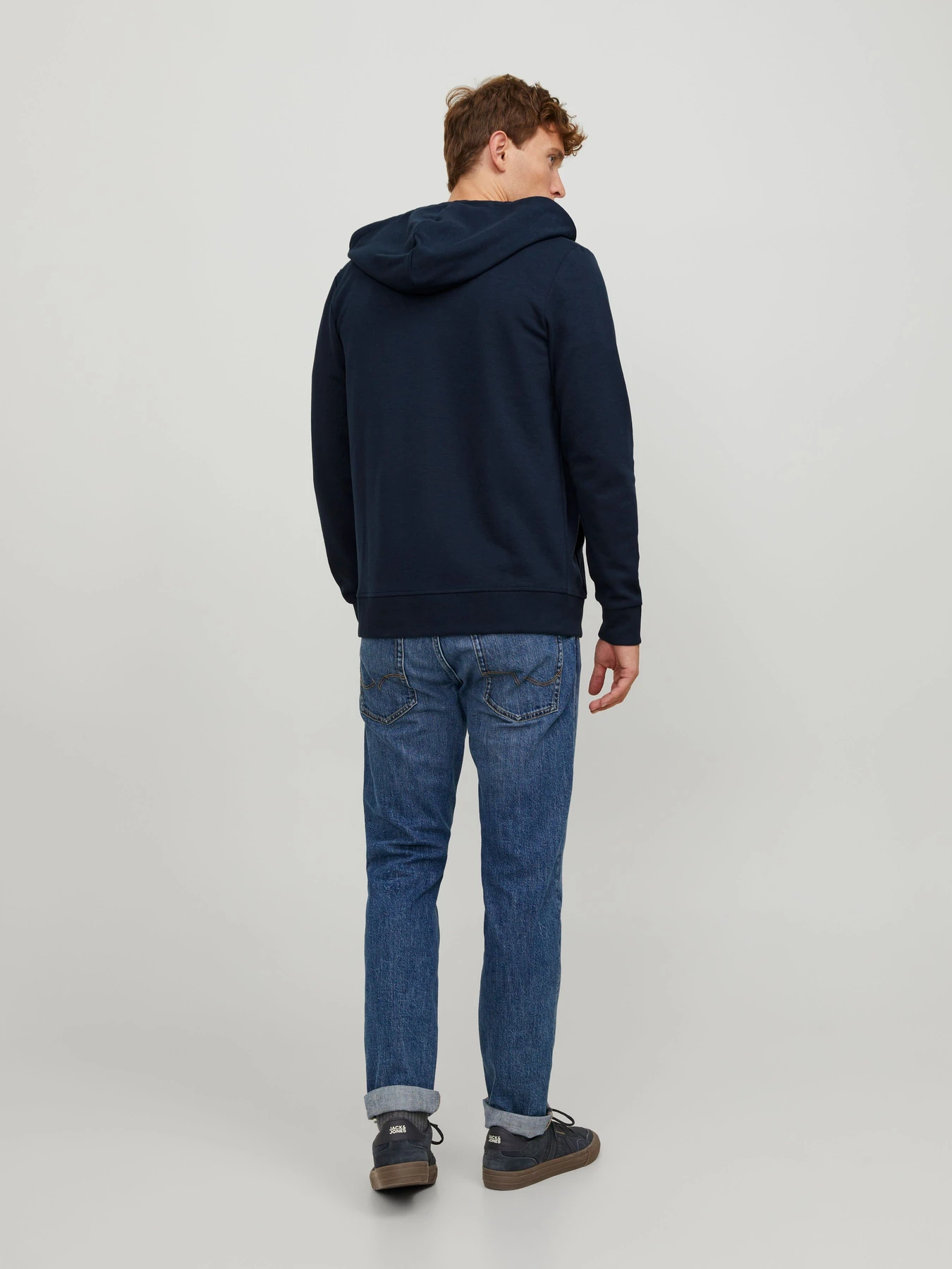 Худи и свитшоты JACK & JONES BASIC SWEAT ZIP HOOD модель 12181901_Navy Blazer REG Худи и свитшоты JACK & JONES BASIC SWEAT ZIP HOOD модель 12181901_Navy Blazer REG Фото
