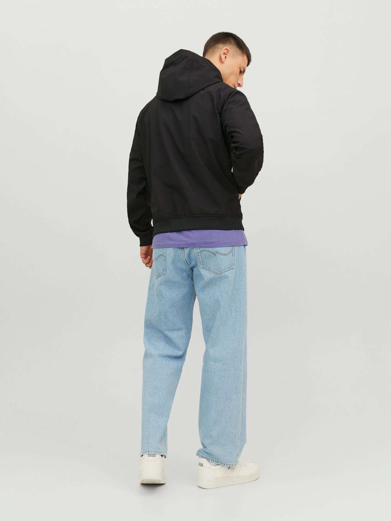 Куртки и дубленки JACK & JONES BASIC SOFTSHELL HOOD модель 12236300_Black Фото