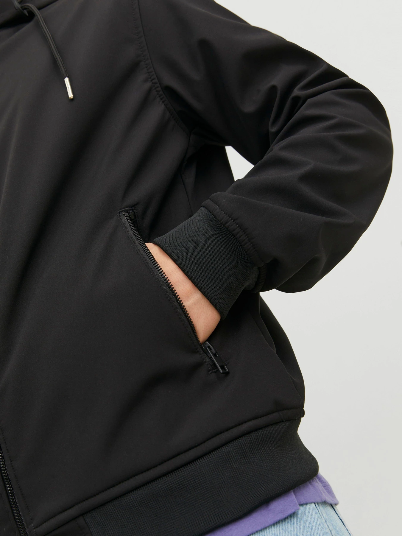 Куртки и дубленки JACK & JONES BASIC SOFTSHELL HOOD модель 12236300_Black Фото