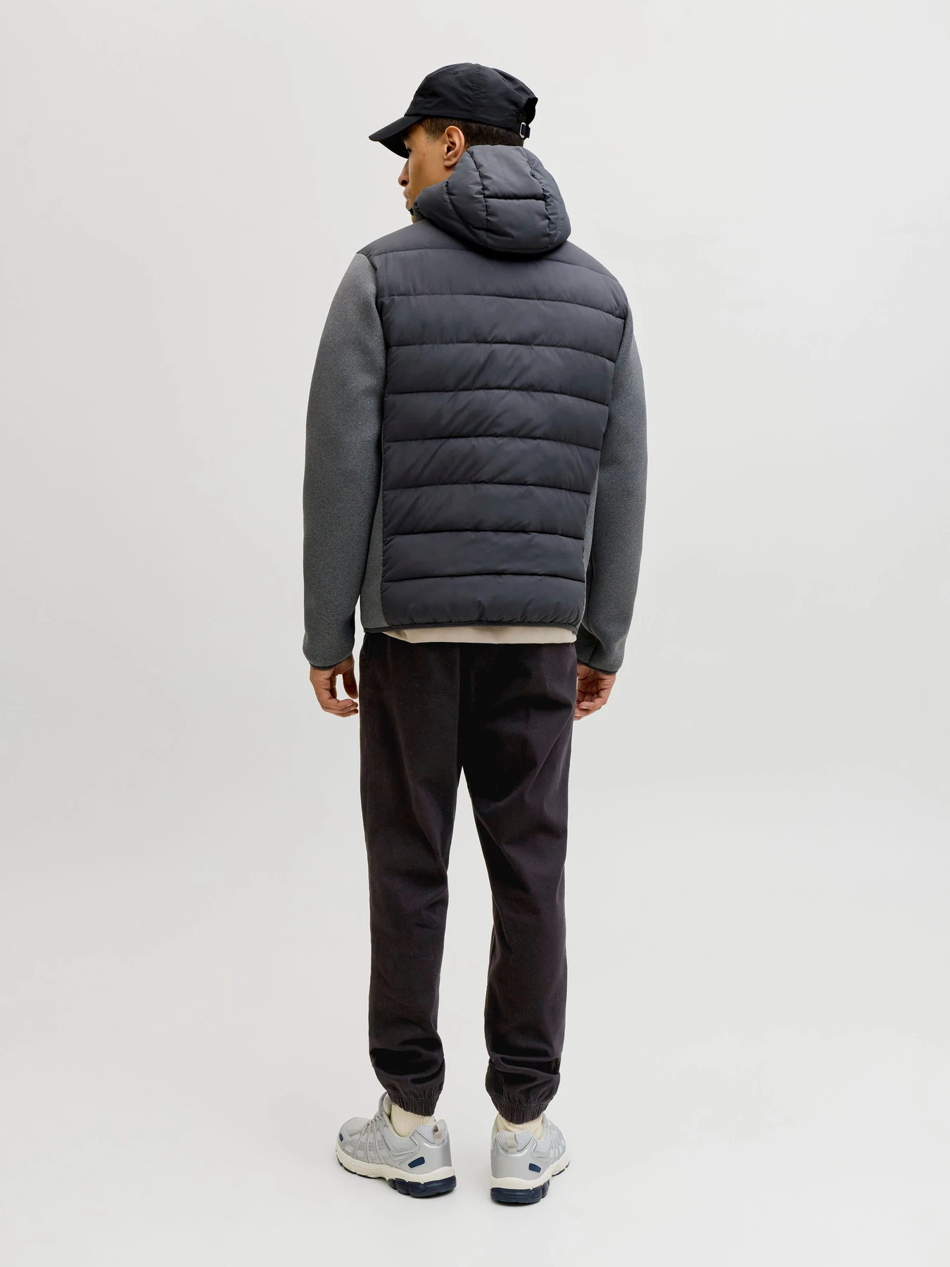 Брюки JACK & JONES GORDON DYLAN JOGGER модель 12288471_Black Фото