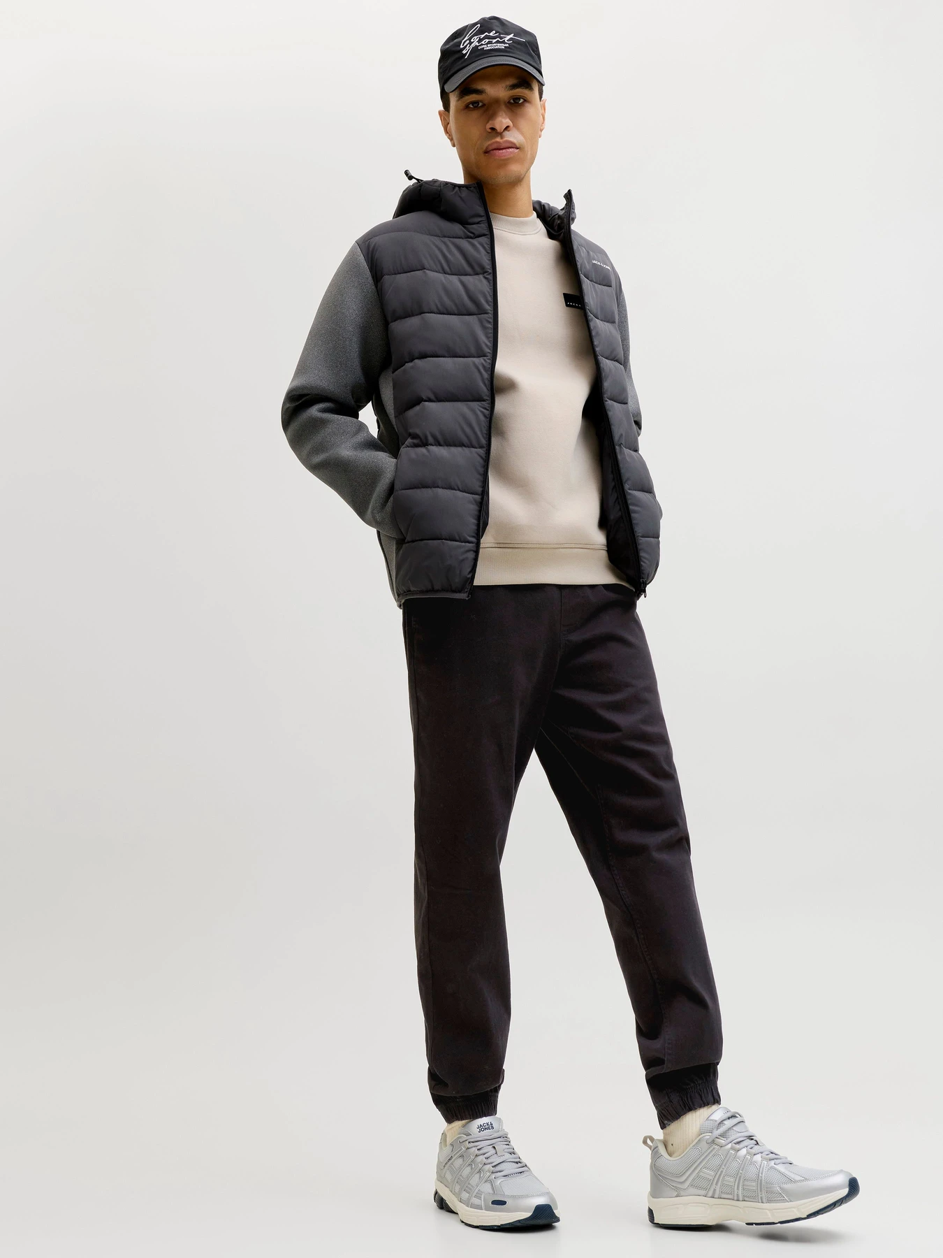 Брюки JACK & JONES GORDON DYLAN JOGGER модель 12288471_Black Фото
