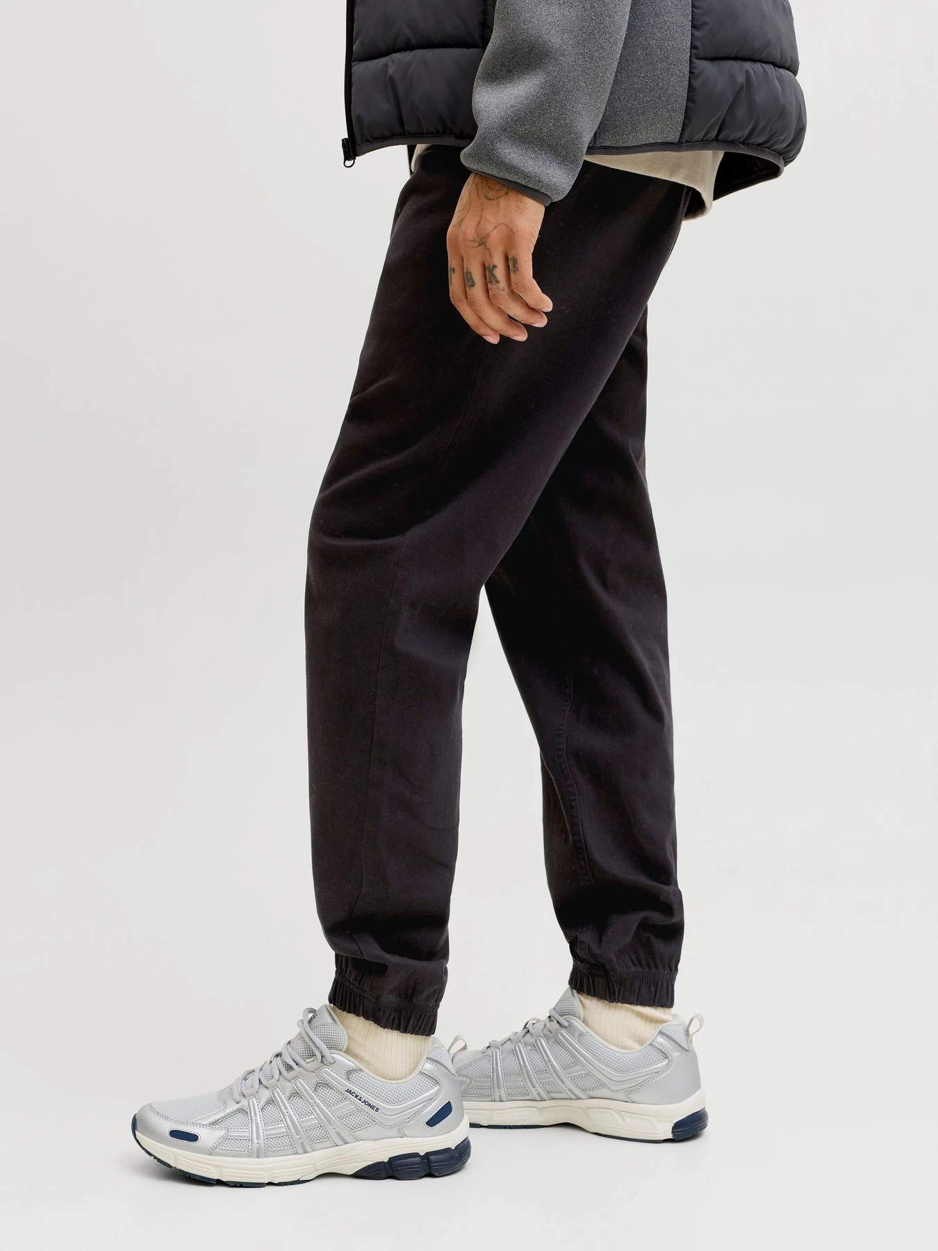 Брюки JACK & JONES GORDON DYLAN JOGGER модель 12288471_Black Фото
